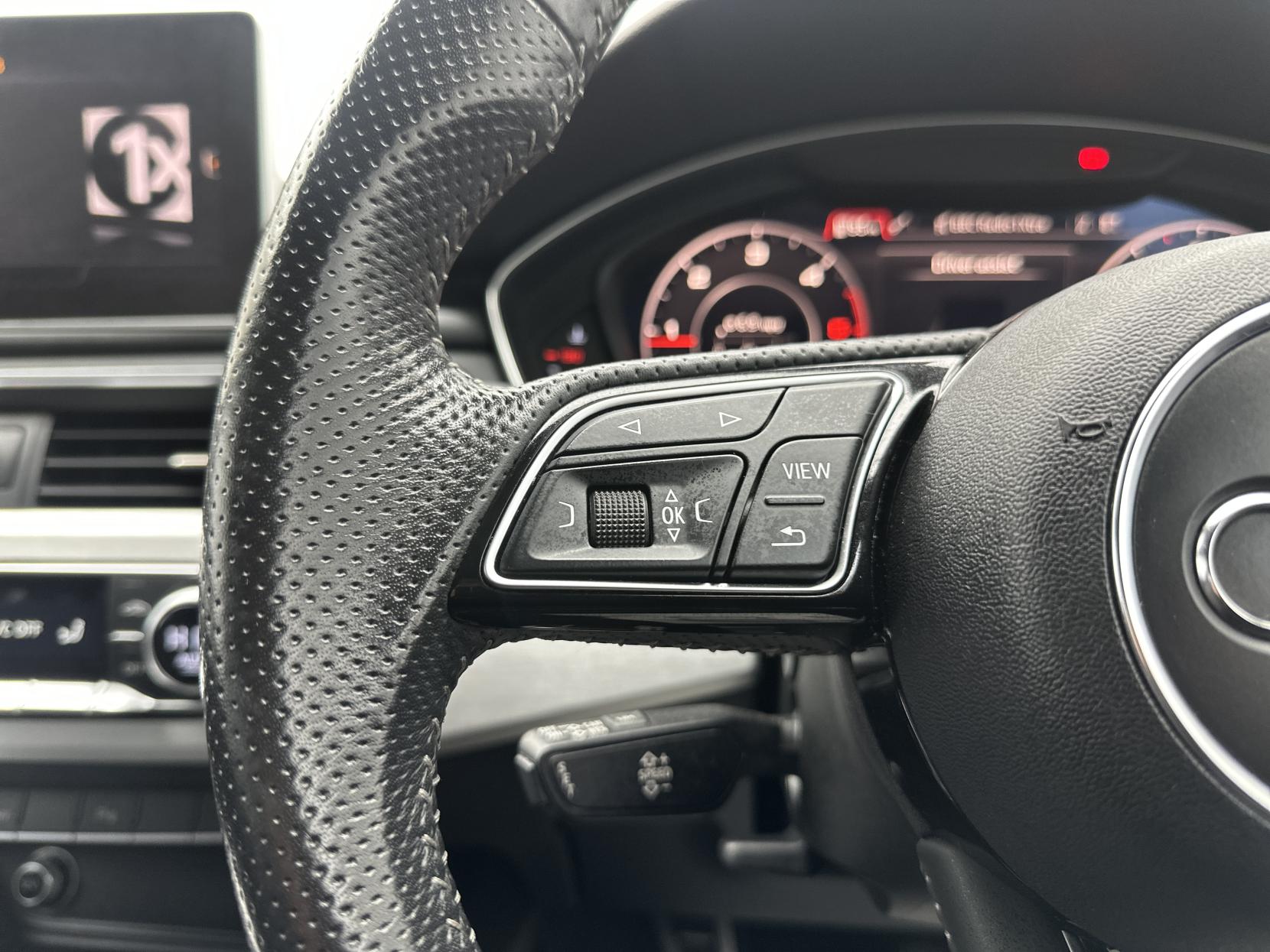 Audi A4 Avant 2.0 TDI ultra S line Estate 5dr Diesel S Tronic Euro 6 (s/s) (190 ps)