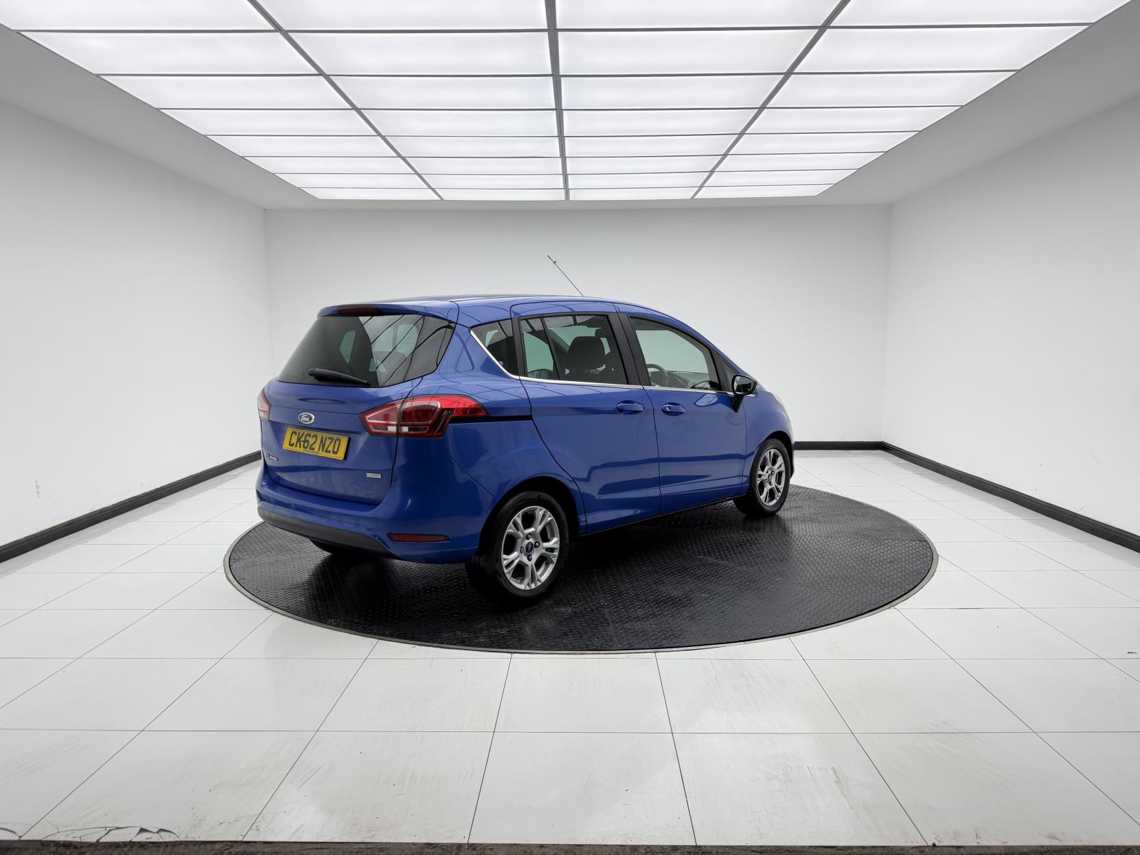 Ford B-Max 1.0T EcoBoost Zetec MPV 5dr Petrol Manual Euro 5 (100 ps)