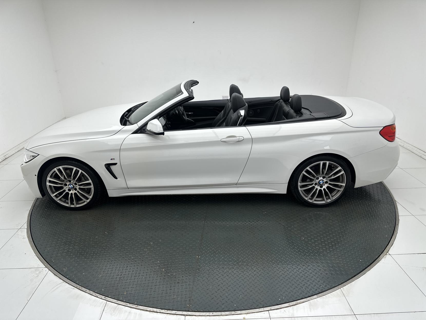 BMW 4 Series 3.0 435i M Sport Convertible 2dr Petrol Auto Euro 6 (s/s) (306 ps)