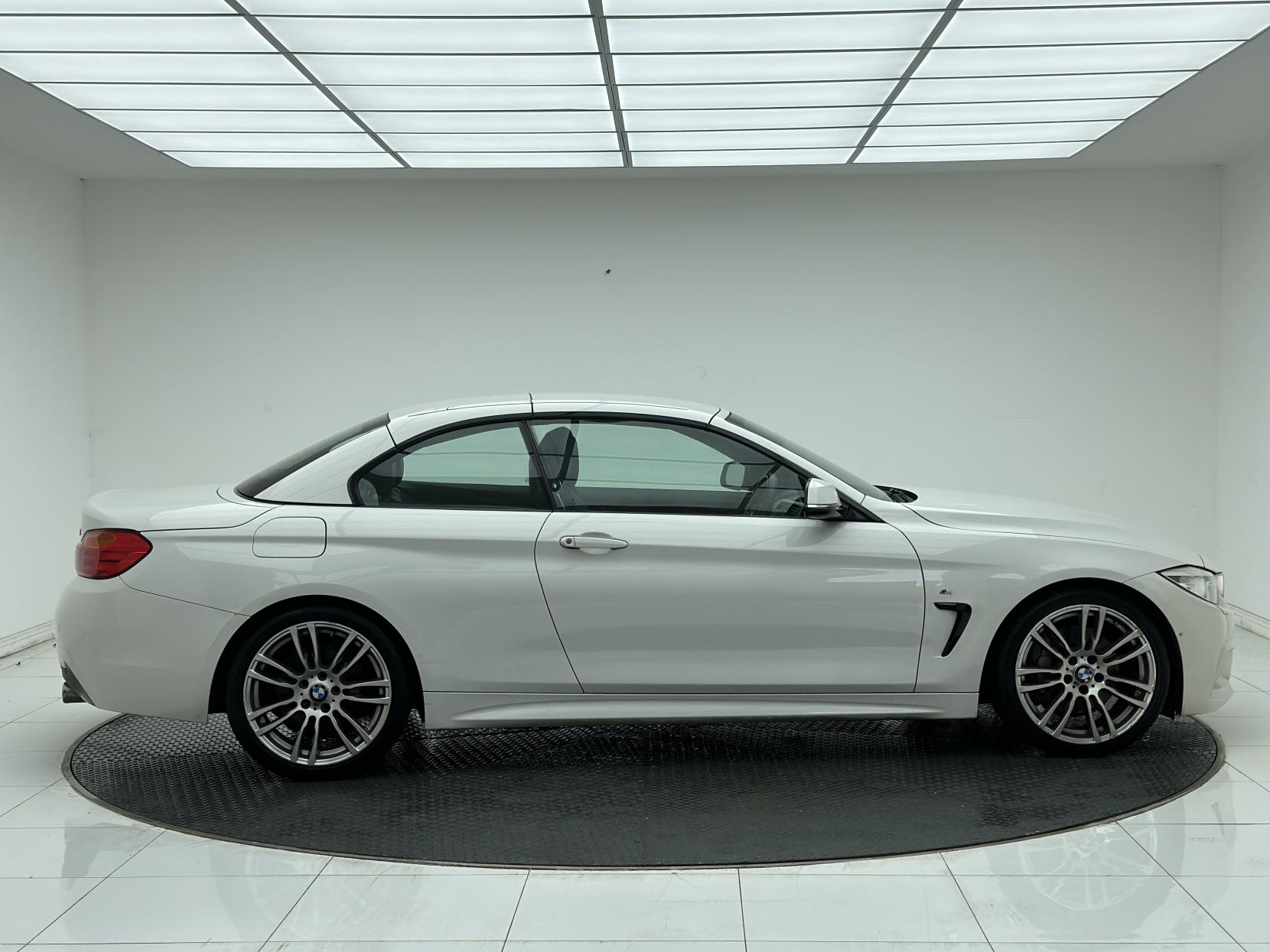 BMW 4 Series 3.0 435i M Sport Convertible 2dr Petrol Auto Euro 6 (s/s) (306 ps)