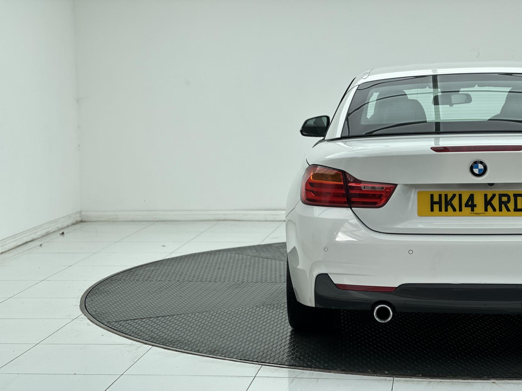 BMW 4 Series 3.0 435i M Sport Convertible 2dr Petrol Auto Euro 6 (s/s) (306 ps)