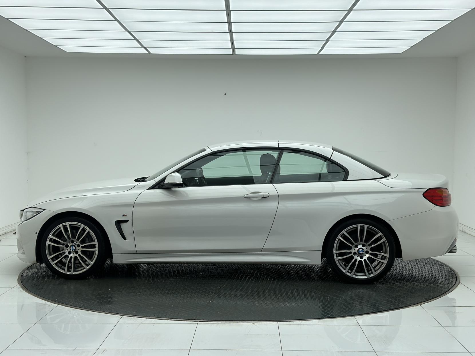 BMW 4 Series 3.0 435i M Sport Convertible 2dr Petrol Auto Euro 6 (s/s) (306 ps)