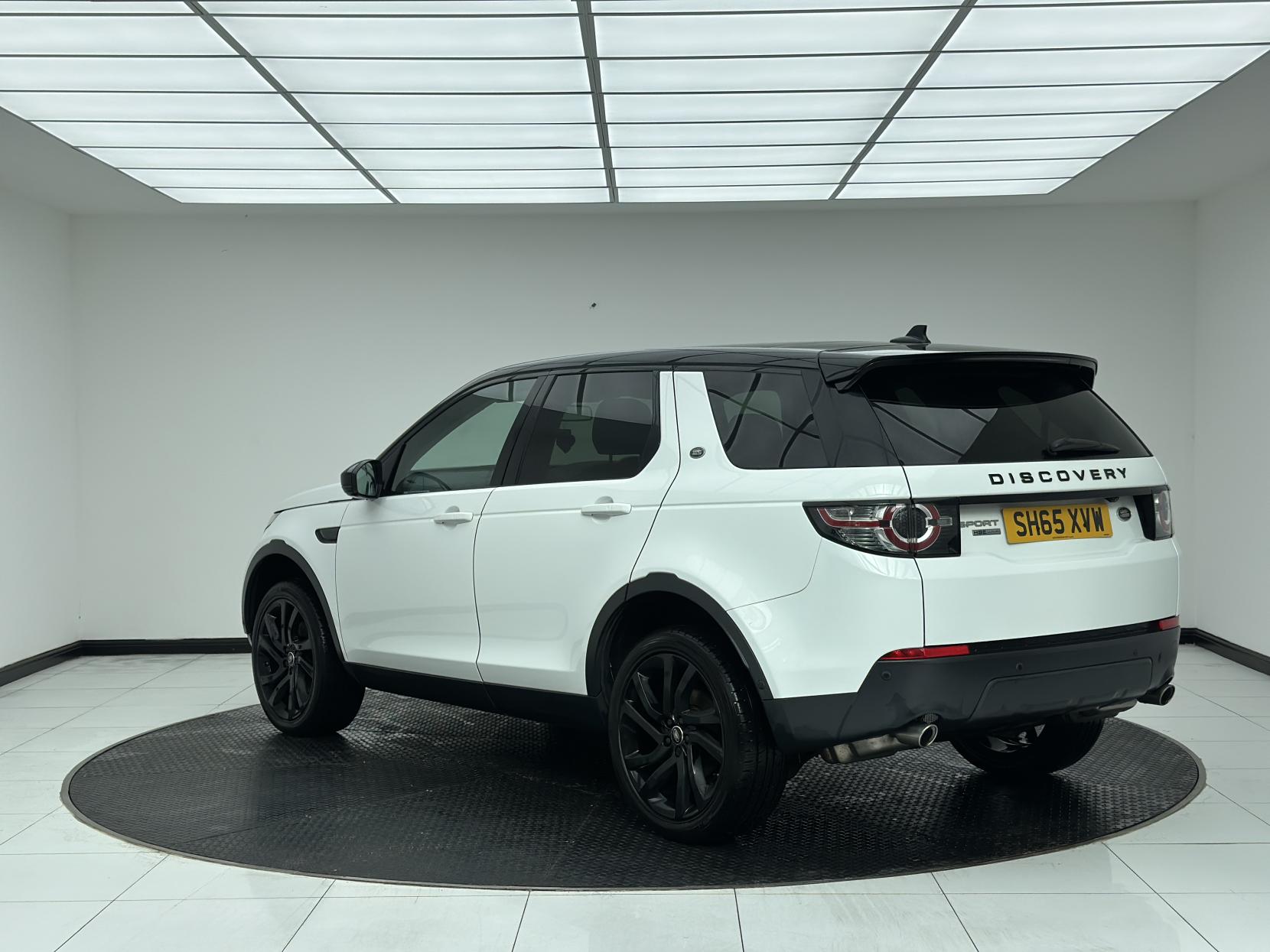 Land Rover Discovery Sport 2.0 TD4 HSE Luxury SUV 5dr Diesel Auto 4WD Euro 6 (s/s) (180 ps)