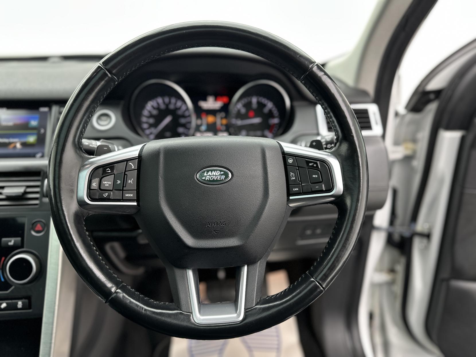 Land Rover Discovery Sport 2.0 TD4 HSE Luxury SUV 5dr Diesel Auto 4WD Euro 6 (s/s) (180 ps)