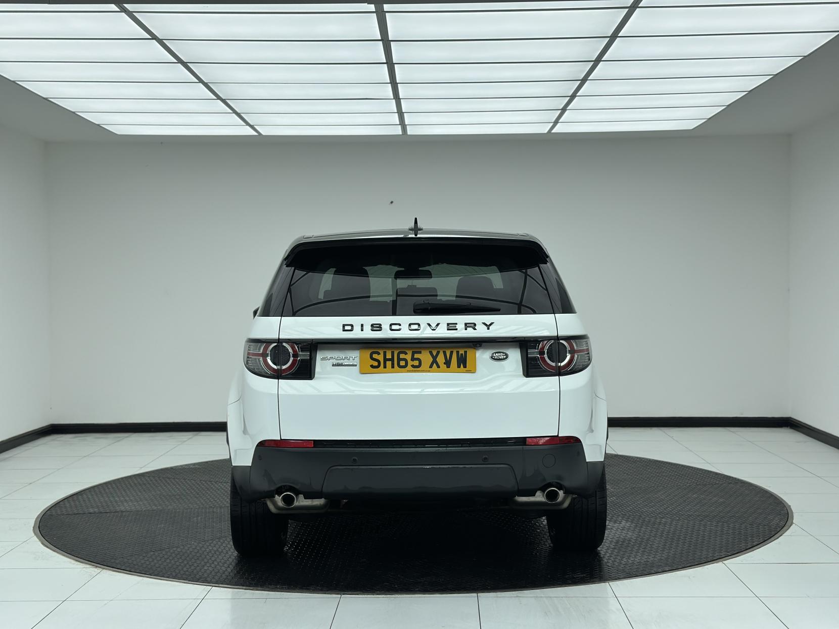 Land Rover Discovery Sport 2.0 TD4 HSE Luxury SUV 5dr Diesel Auto 4WD Euro 6 (s/s) (180 ps)