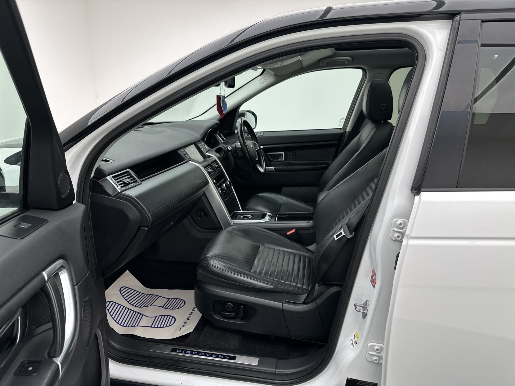 Land Rover Discovery Sport 2.0 TD4 HSE Luxury SUV 5dr Diesel Auto 4WD Euro 6 (s/s) (180 ps)