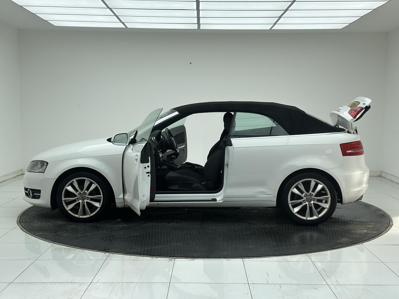 Audi A3 Cabriolet 1.6 TDI Sport Convertible 2dr Diesel Manual Euro 5 (s/s) (105 ps)