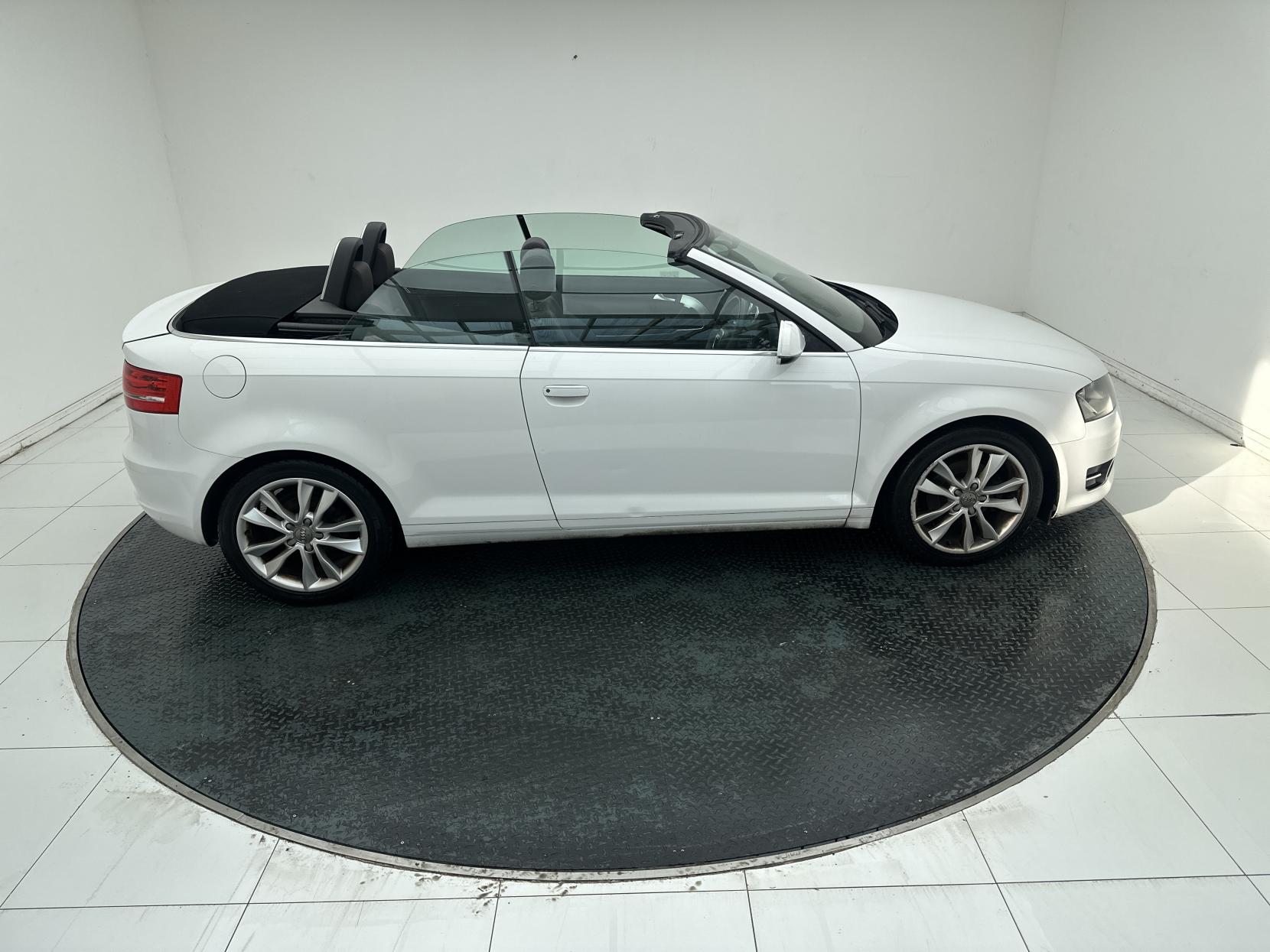 Audi A3 Cabriolet 1.6 TDI Sport Convertible 2dr Diesel Manual Euro 5 (s/s) (105 ps)