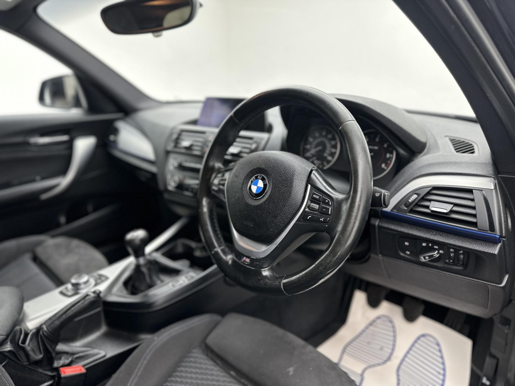 BMW 1 Series 2.0 116d M Sport Hatchback 5dr Diesel Manual Euro 5 (s/s) (116 ps)