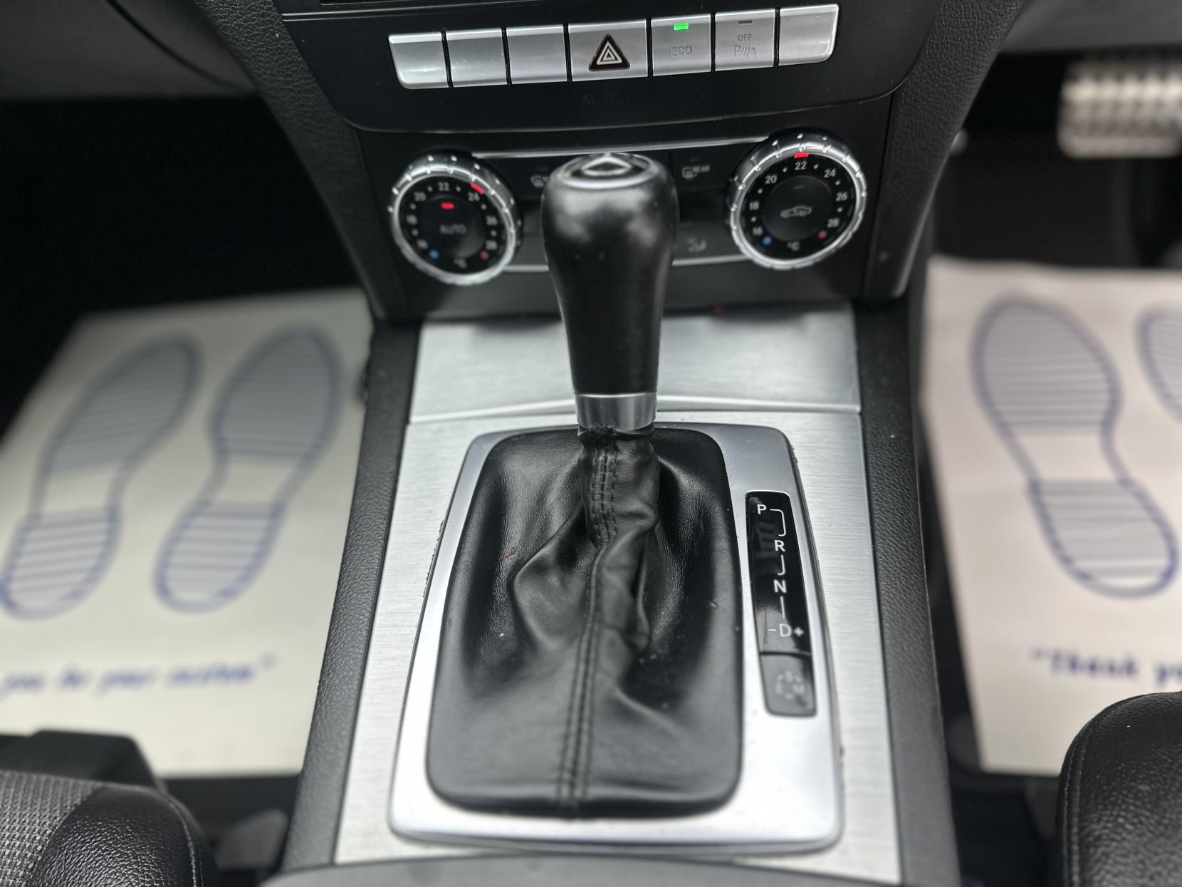 Mercedes-Benz C Class 2.1 C250 CDI BlueEfficiency Sport Saloon 4dr Diesel G-Tronic+ Euro 5 (s/s) (204 ps)