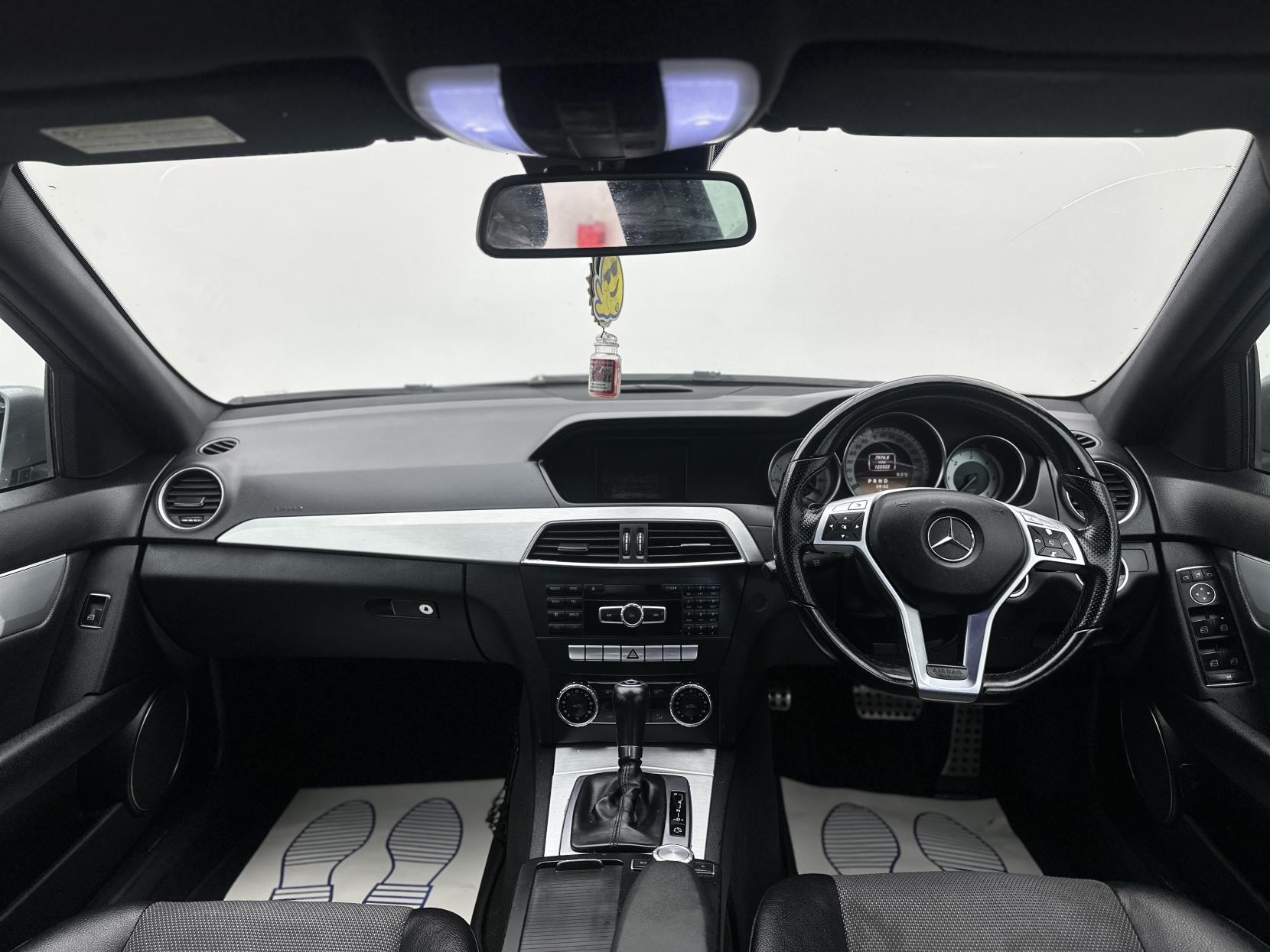 Mercedes-Benz C Class 2.1 C250 CDI BlueEfficiency Sport Saloon 4dr Diesel G-Tronic+ Euro 5 (s/s) (204 ps)