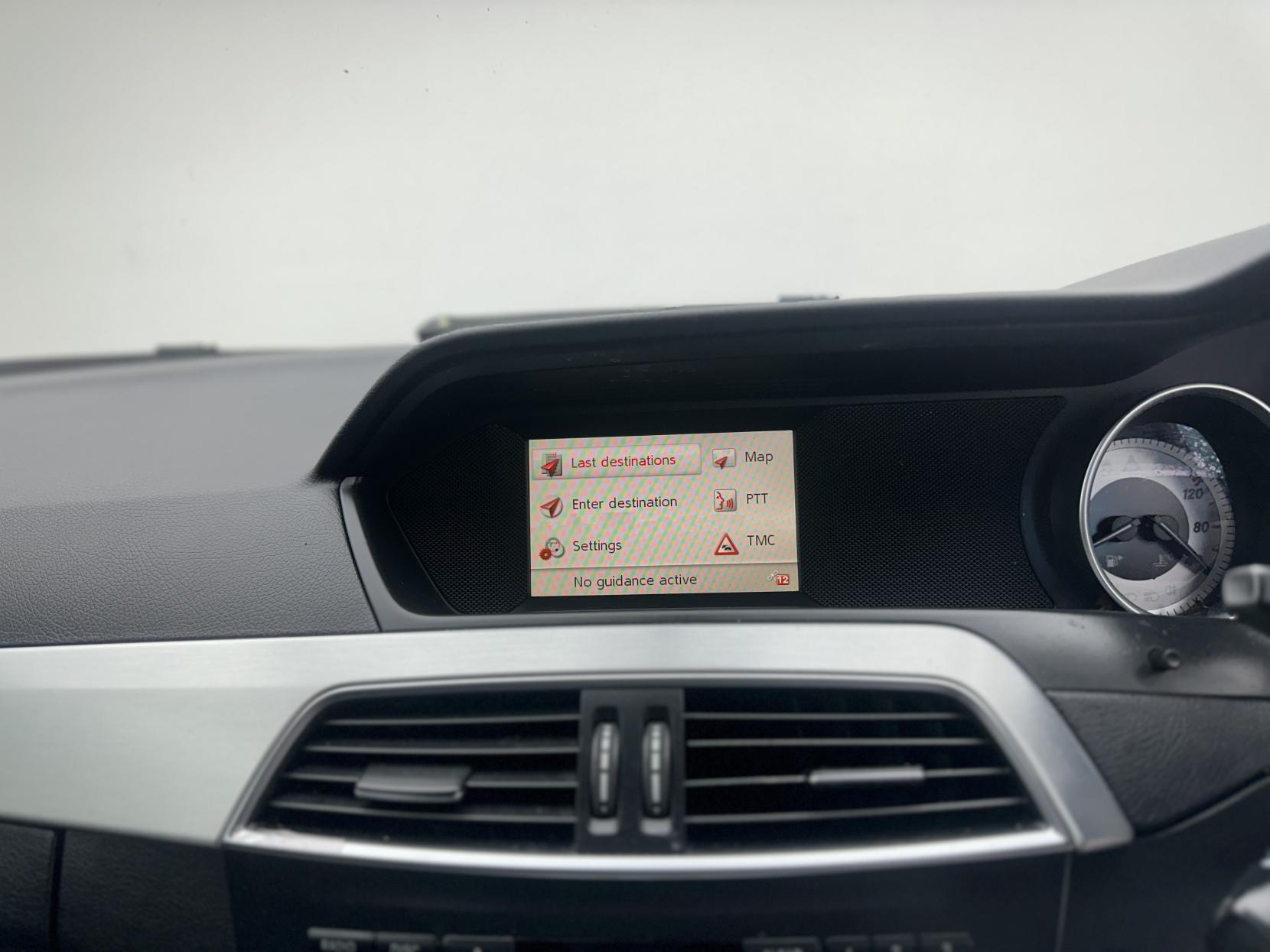 Mercedes-Benz C Class 2.1 C250 CDI BlueEfficiency Sport Saloon 4dr Diesel G-Tronic+ Euro 5 (s/s) (204 ps)