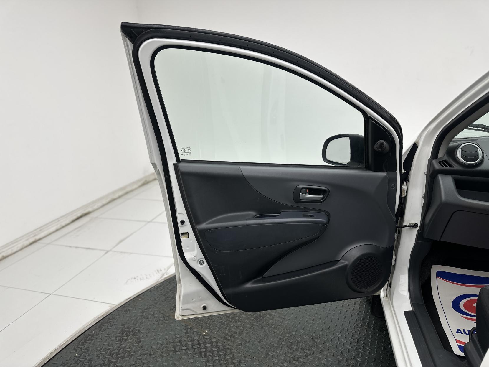 Suzuki Alto 1.0 12V SZ Hatchback 5dr Petrol Manual Euro 5 (68 ps)