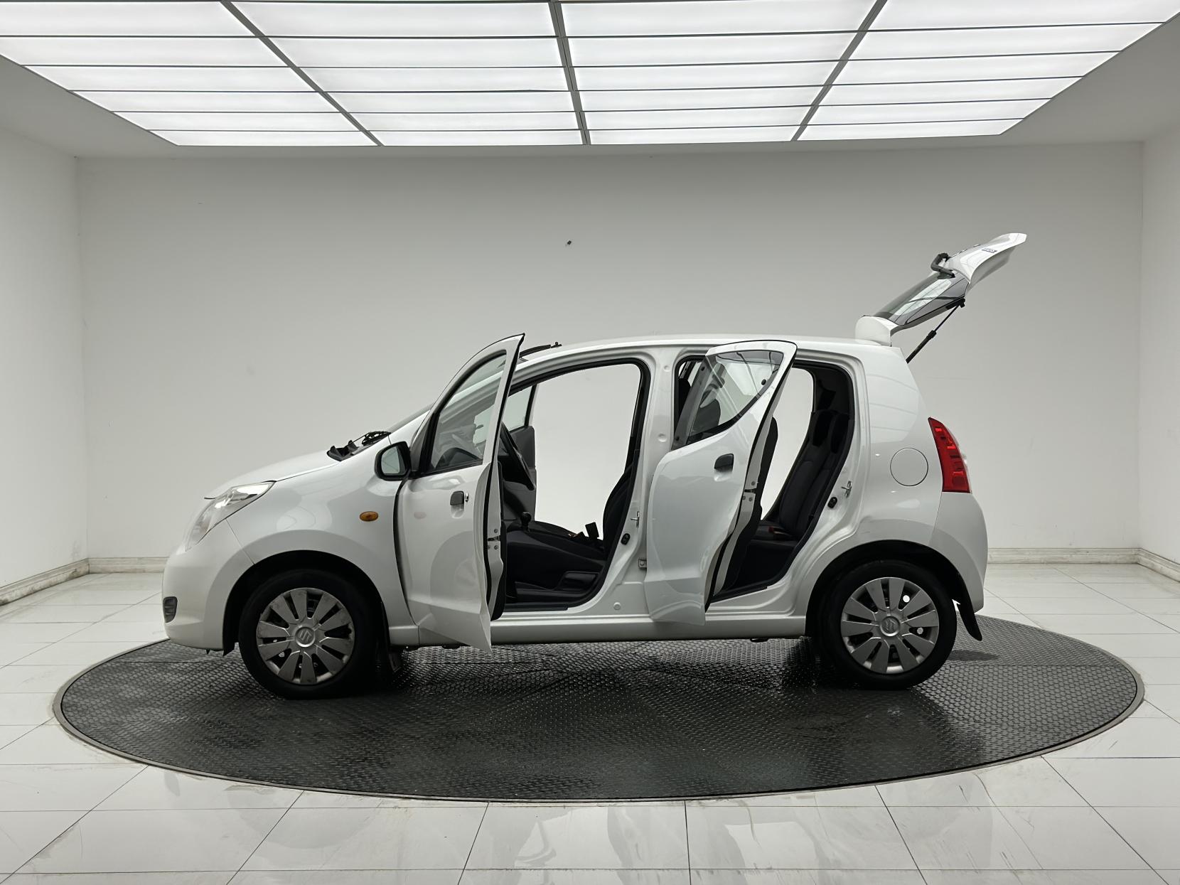 Suzuki Alto 1.0 12V SZ Hatchback 5dr Petrol Manual Euro 5 (68 ps)