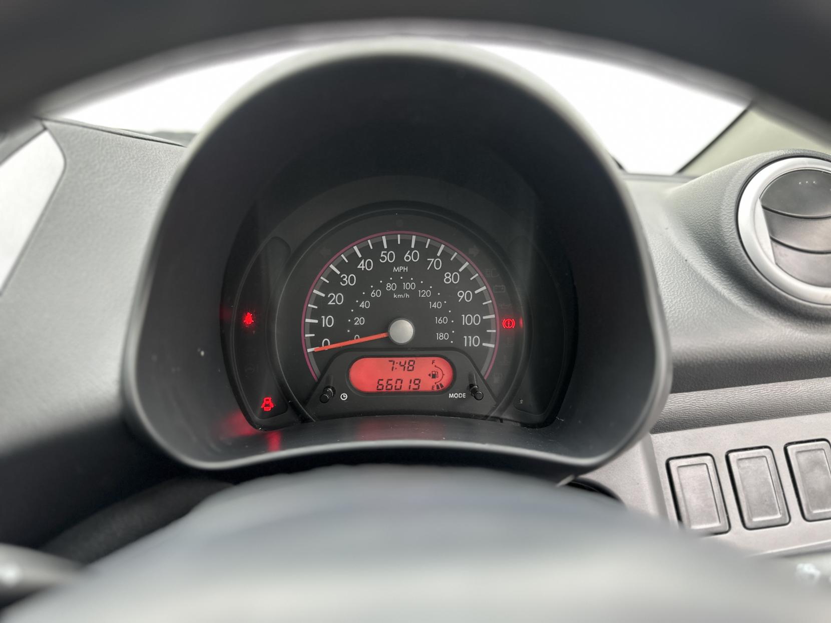 Suzuki Alto 1.0 12V SZ Hatchback 5dr Petrol Manual Euro 5 (68 ps)