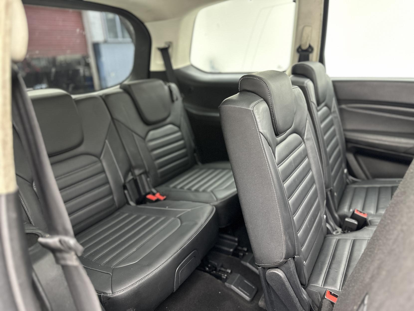 Ford Galaxy 2.0 TDCi Titanium X MPV 5dr Diesel Powershift Euro 6 (s/s) (180 ps)