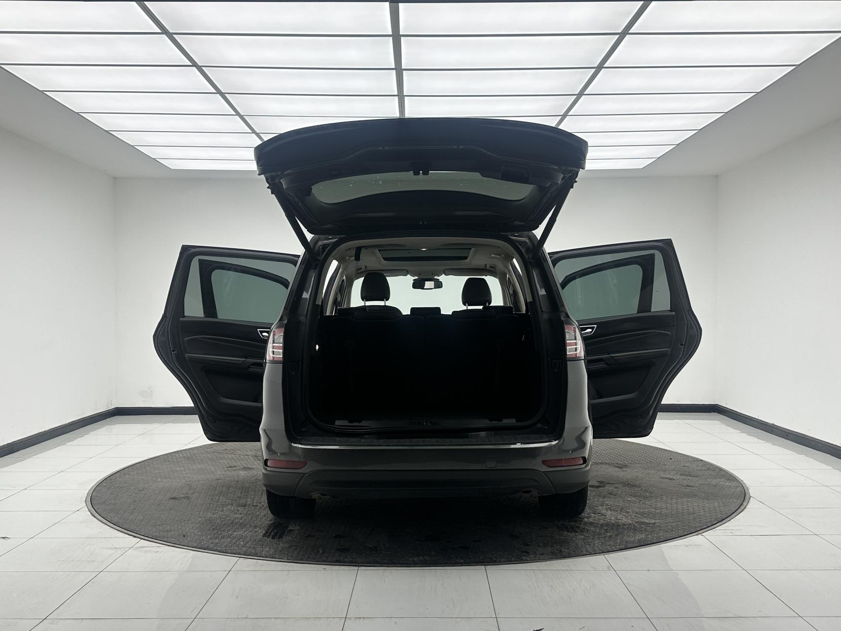 Ford Galaxy 2.0 TDCi Titanium X MPV 5dr Diesel Powershift Euro 6 (s/s) (180 ps)