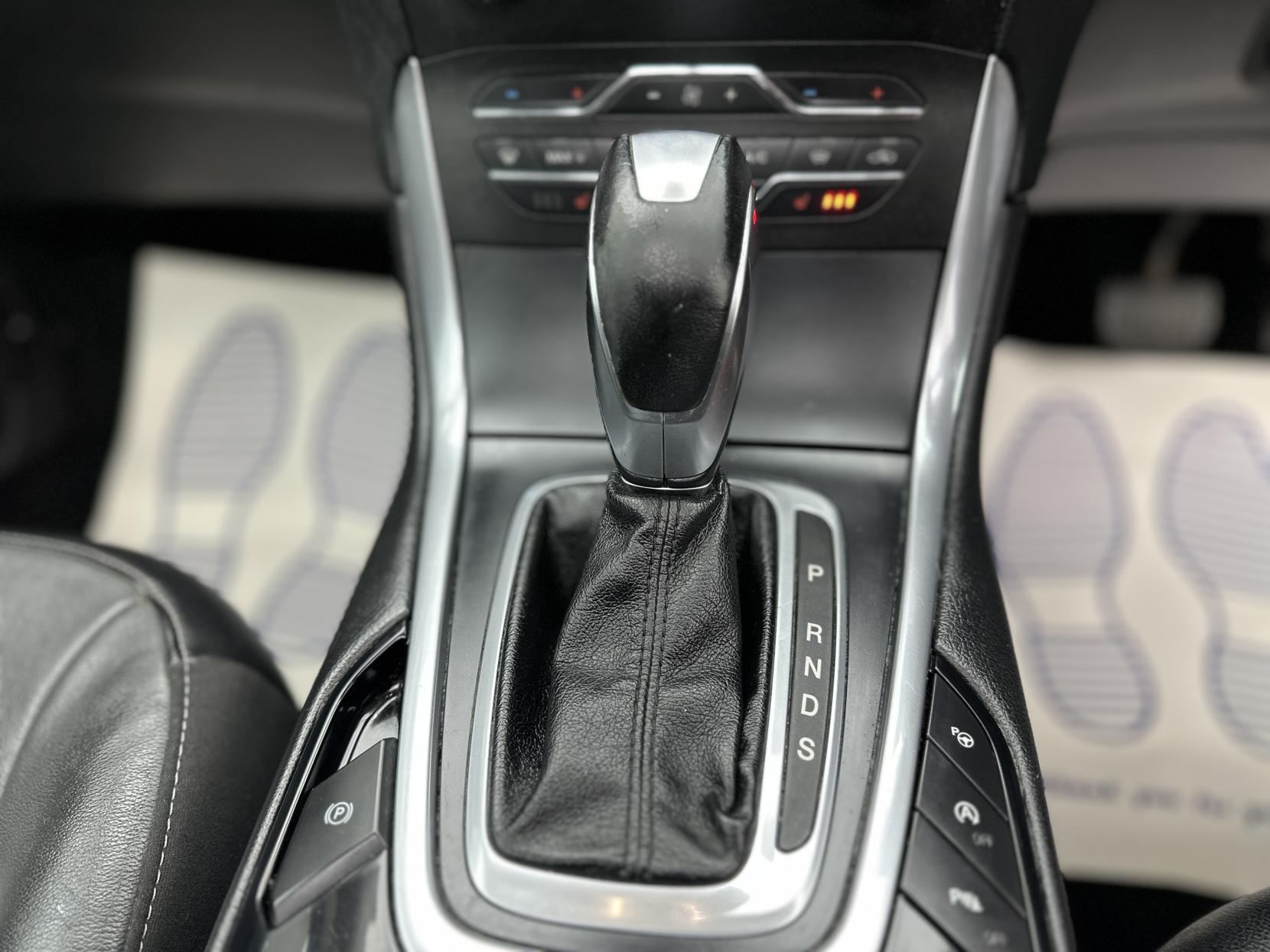 Ford Galaxy 2.0 TDCi Titanium X MPV 5dr Diesel Powershift Euro 6 (s/s) (180 ps)