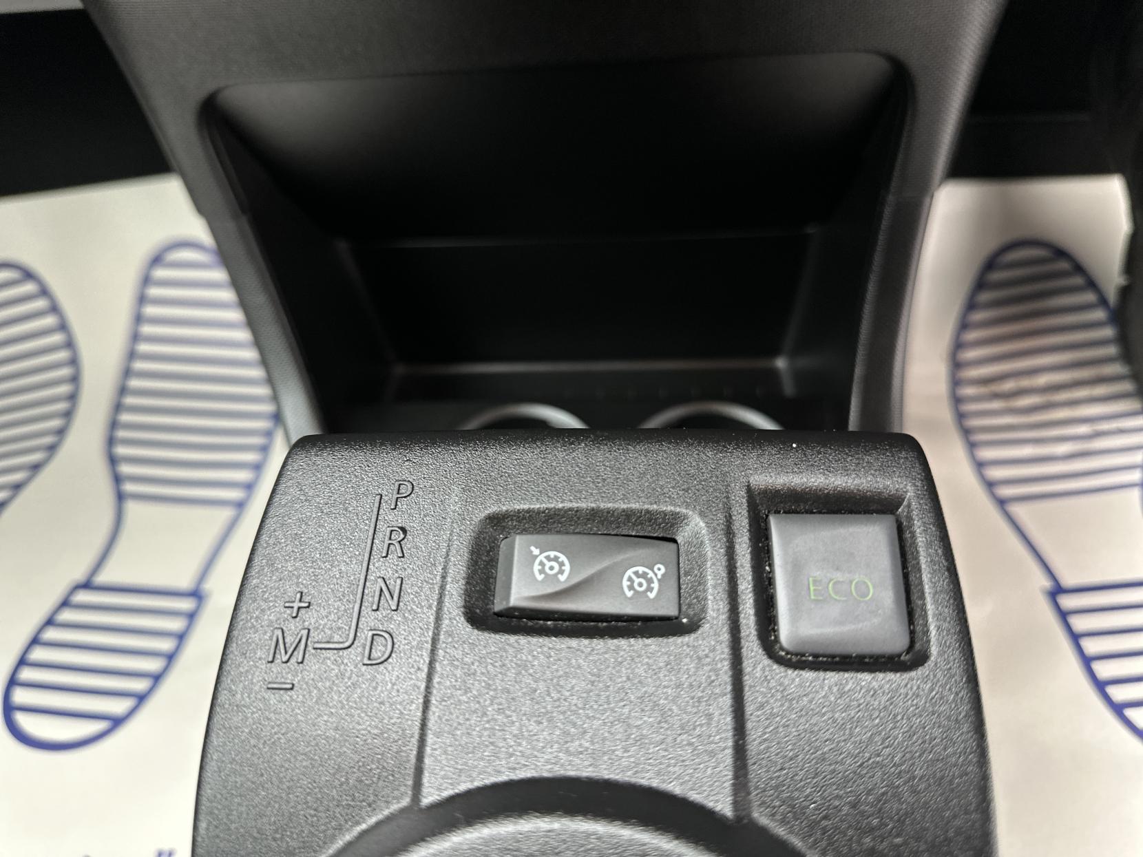 Renault Twingo 0.9 TCe Dynamique S Hatchback 5dr Petrol EDC Euro 6 (90 ps)