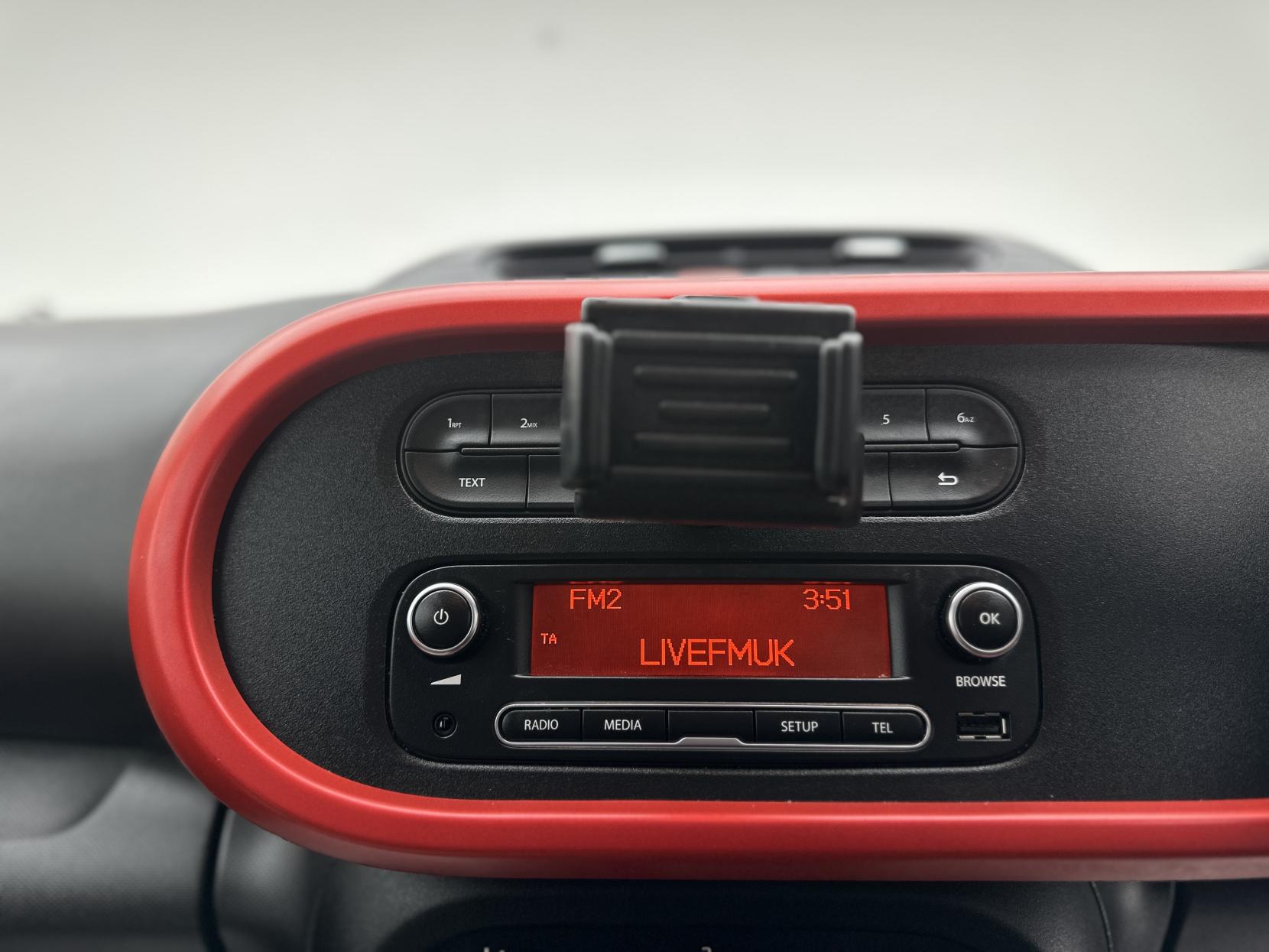 Renault Twingo 0.9 TCe Dynamique S Hatchback 5dr Petrol EDC Euro 6 (90 ps)