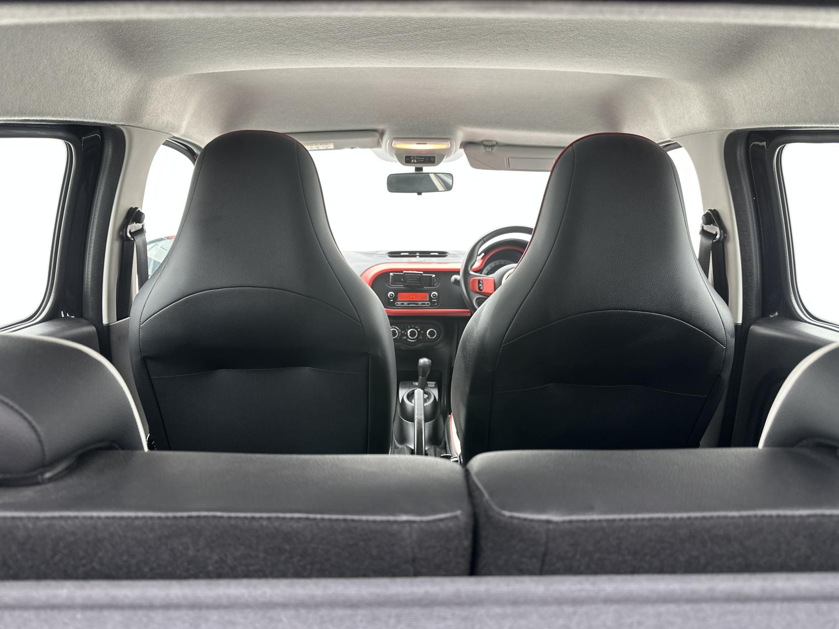 Renault Twingo 0.9 TCe Dynamique S Hatchback 5dr Petrol EDC Euro 6 (90 ps)