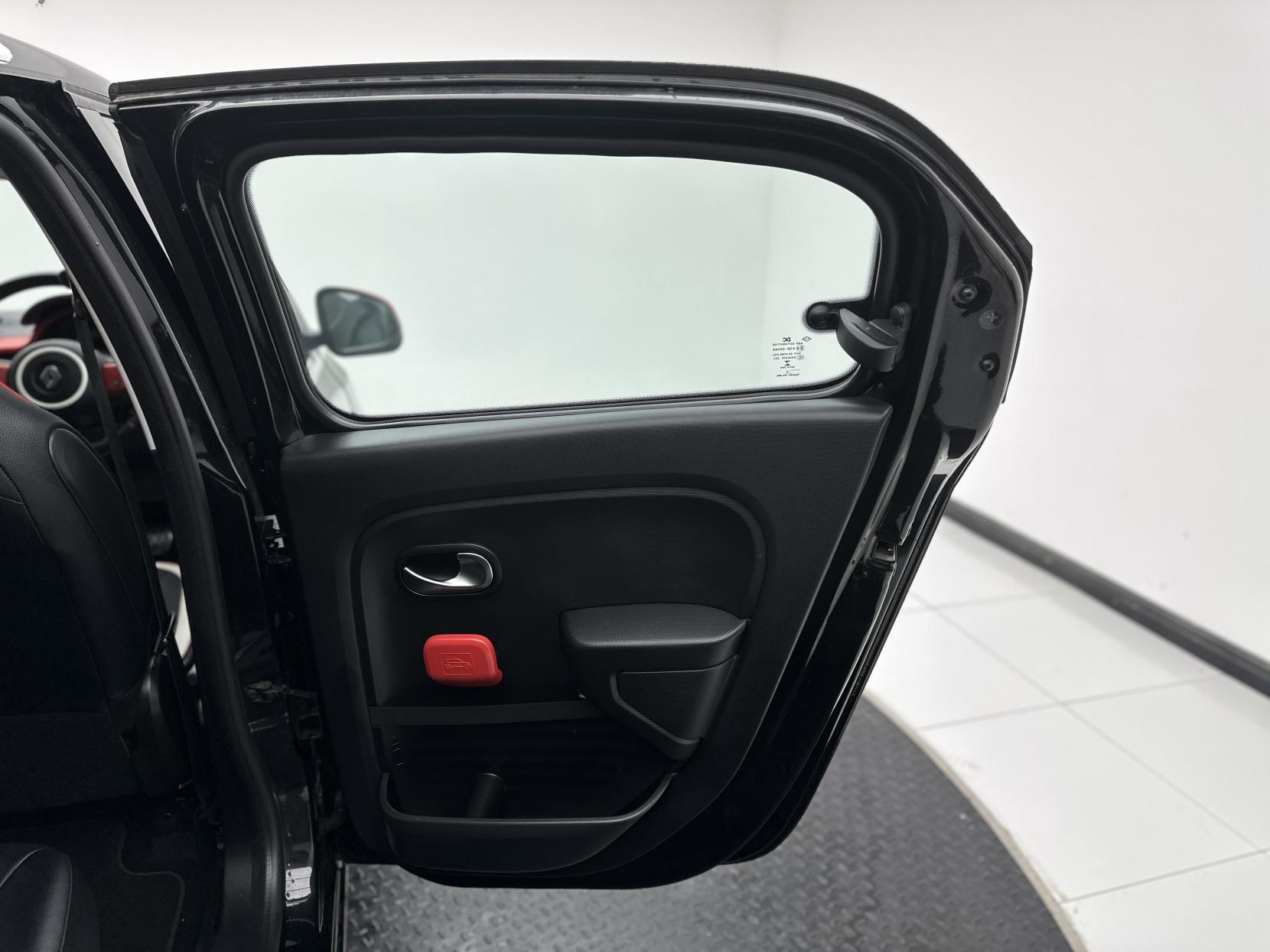 Renault Twingo 0.9 TCe Dynamique S Hatchback 5dr Petrol EDC Euro 6 (90 ps)