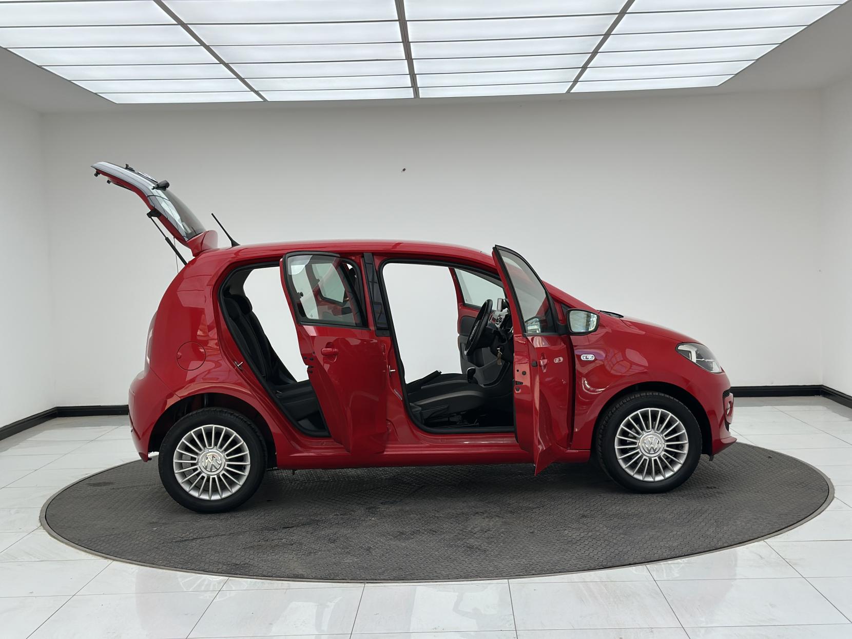 Volkswagen up! 1.0 High up! Hatchback 5dr Petrol ASG Euro 6 (75 ps)