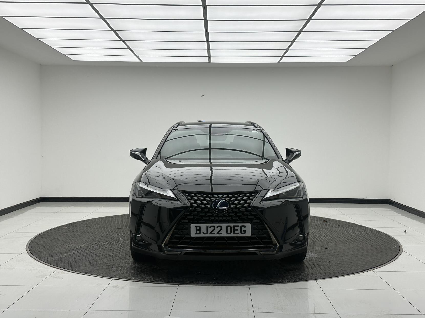 Lexus UX 2.0 250h SUV 5dr Petrol Hybrid E-CVT Euro 6 (s/s) (184 ps)