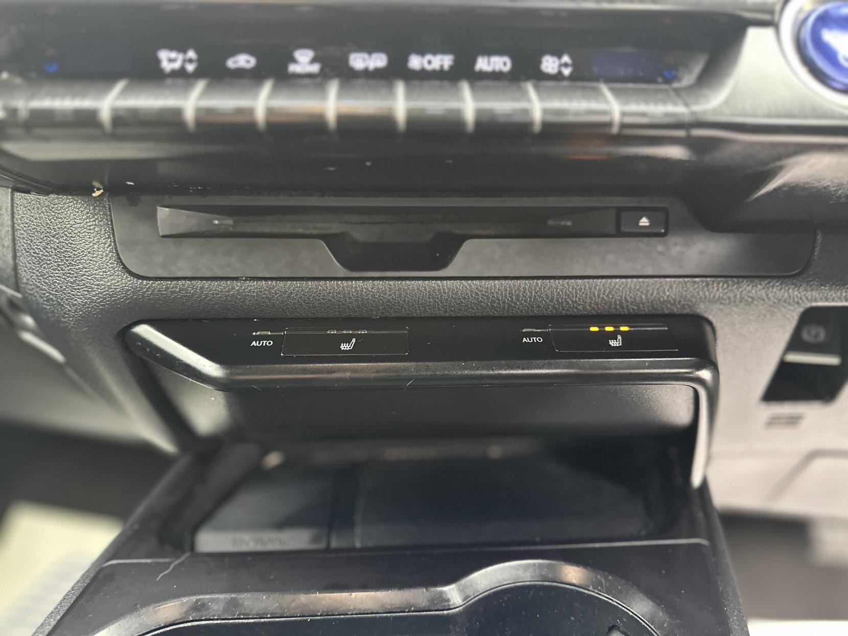 Lexus UX 2.0 250h SUV 5dr Petrol Hybrid E-CVT Euro 6 (s/s) (184 ps)