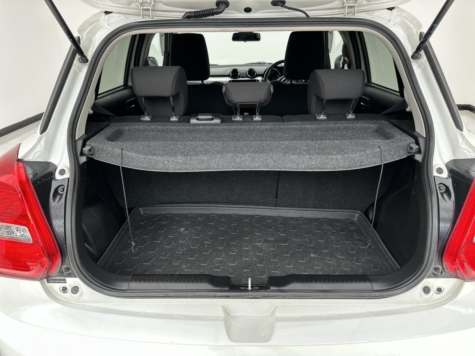 Suzuki Swift 1.0 Boosterjet SZ5 Hatchback 5dr Petrol Auto Euro 6 (111 ps)