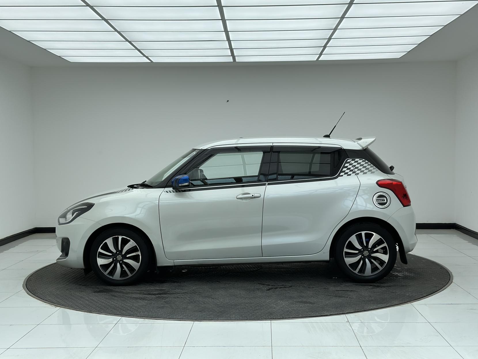 Suzuki Swift 1.0 Boosterjet SZ5 Hatchback 5dr Petrol Auto Euro 6 (111 ps)