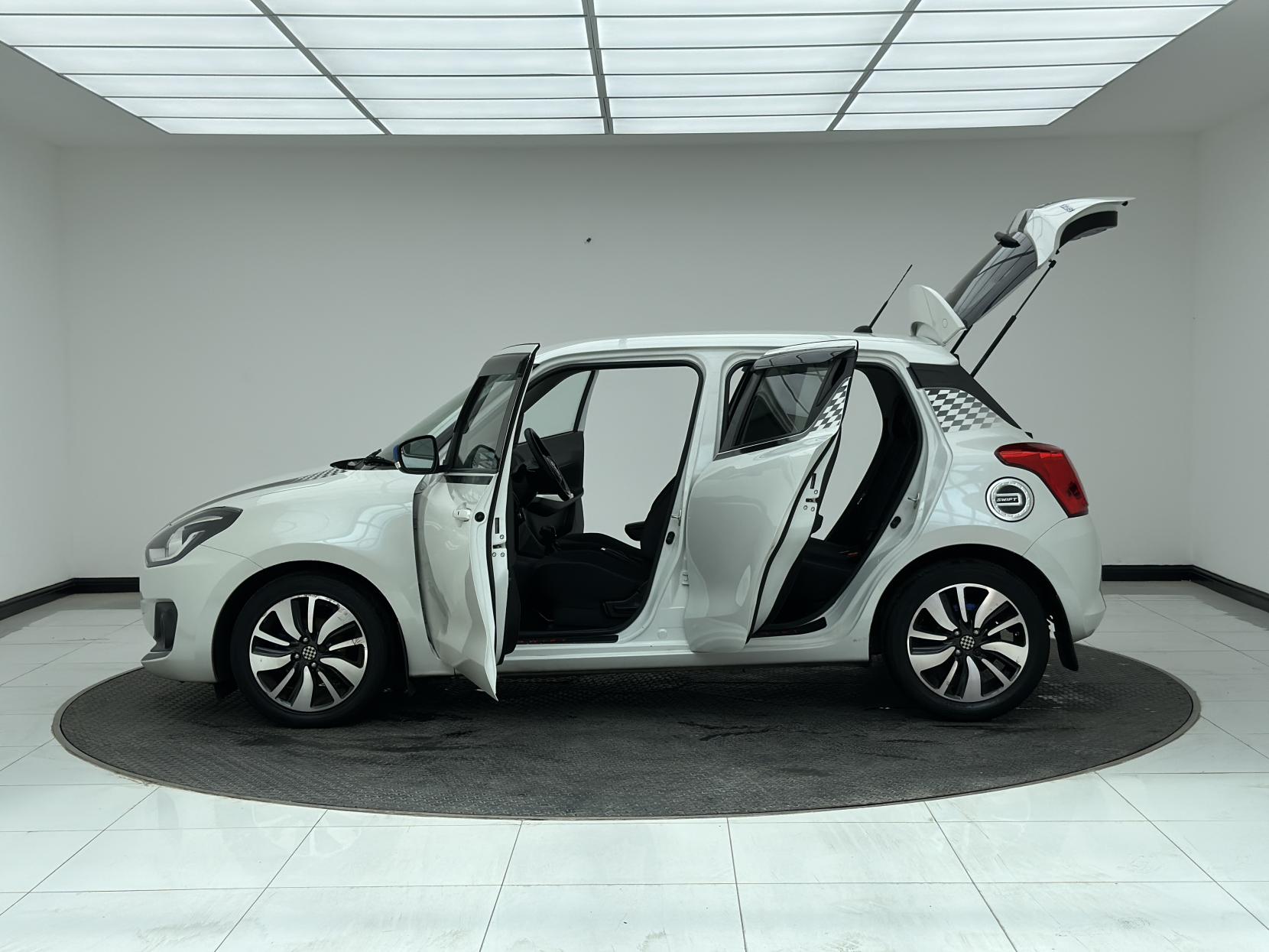 Suzuki Swift 1.0 Boosterjet SZ5 Hatchback 5dr Petrol Auto Euro 6 (111 ps)