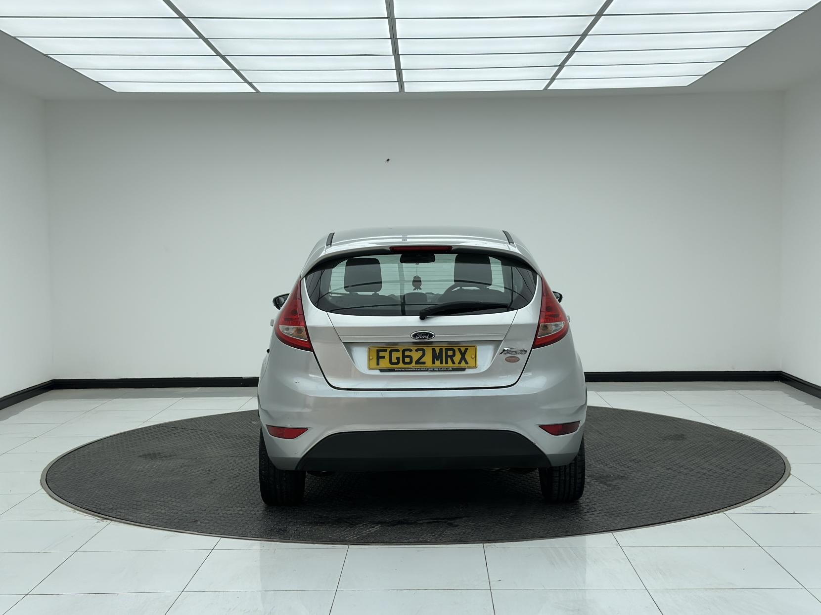 Ford Fiesta 1.25 Zetec Hatchback 5dr Petrol Manual (129 g/km, 81 bhp)
