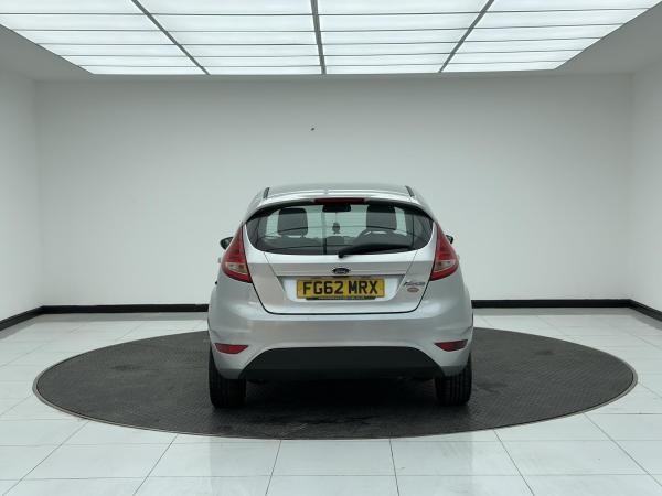 Ford Fiesta 1.25 Zetec Hatchback 5dr Petrol Manual (129 g/km, 81 bhp)