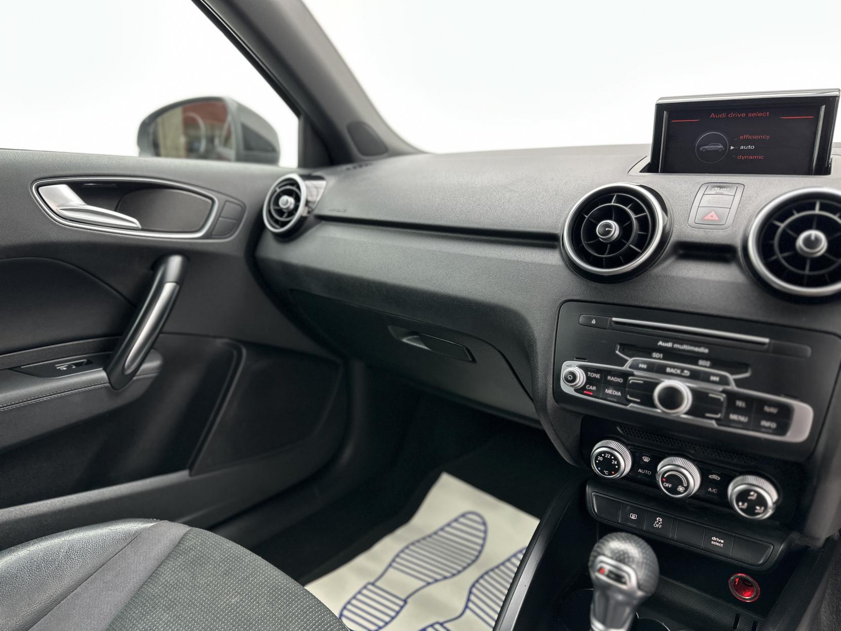 Audi A1 1.6 TDI S line Hatchback 3dr Diesel S Tronic Euro 6 (s/s) (116 ps)