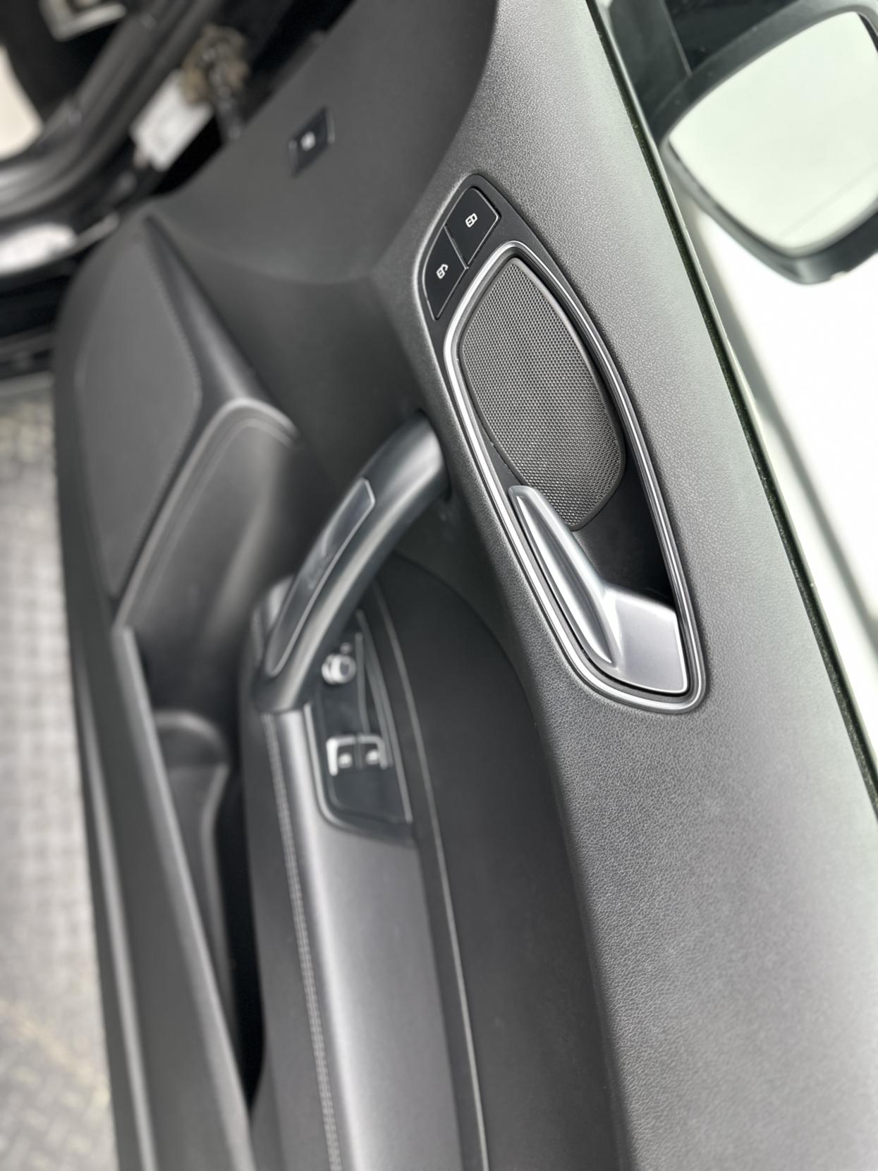 Audi A1 1.6 TDI S line Hatchback 3dr Diesel S Tronic Euro 6 (s/s) (116 ps)