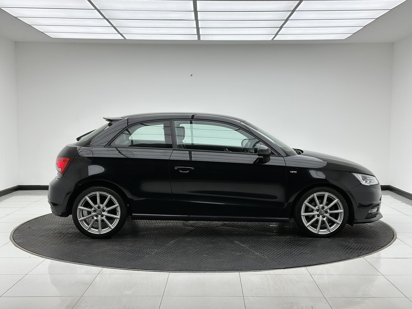 Audi A1 1.6 TDI S line Hatchback 3dr Diesel S Tronic Euro 6 (s/s) (116 ps)