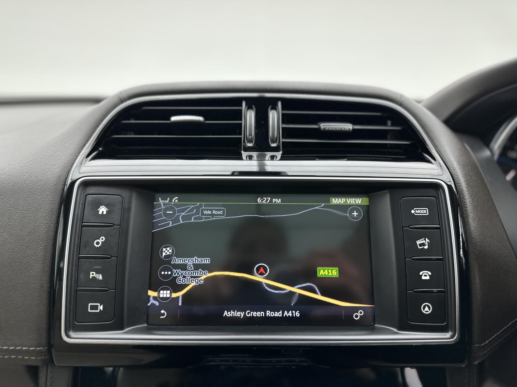 Jaguar F-PACE 2.0 D180 Portfolio SUV 5dr Diesel Auto AWD Euro 6 (s/s) (180 ps)