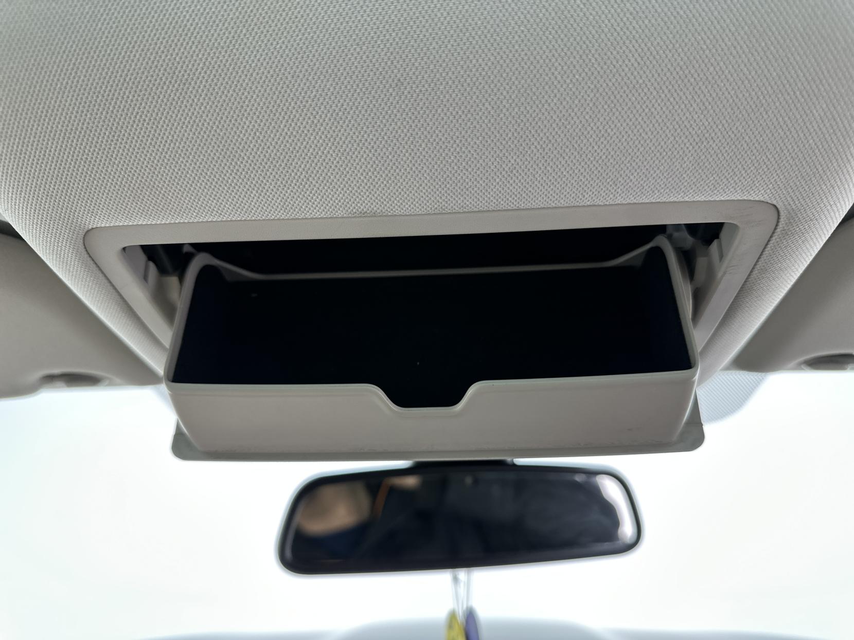 Jaguar F-PACE 2.0 D180 Portfolio SUV 5dr Diesel Auto AWD Euro 6 (s/s) (180 ps)