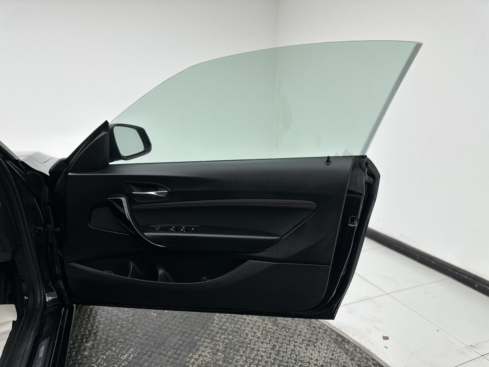 BMW 2 Series 1.5 218i Sport Convertible 2dr Petrol Auto Euro 6 (s/s) (136 ps)