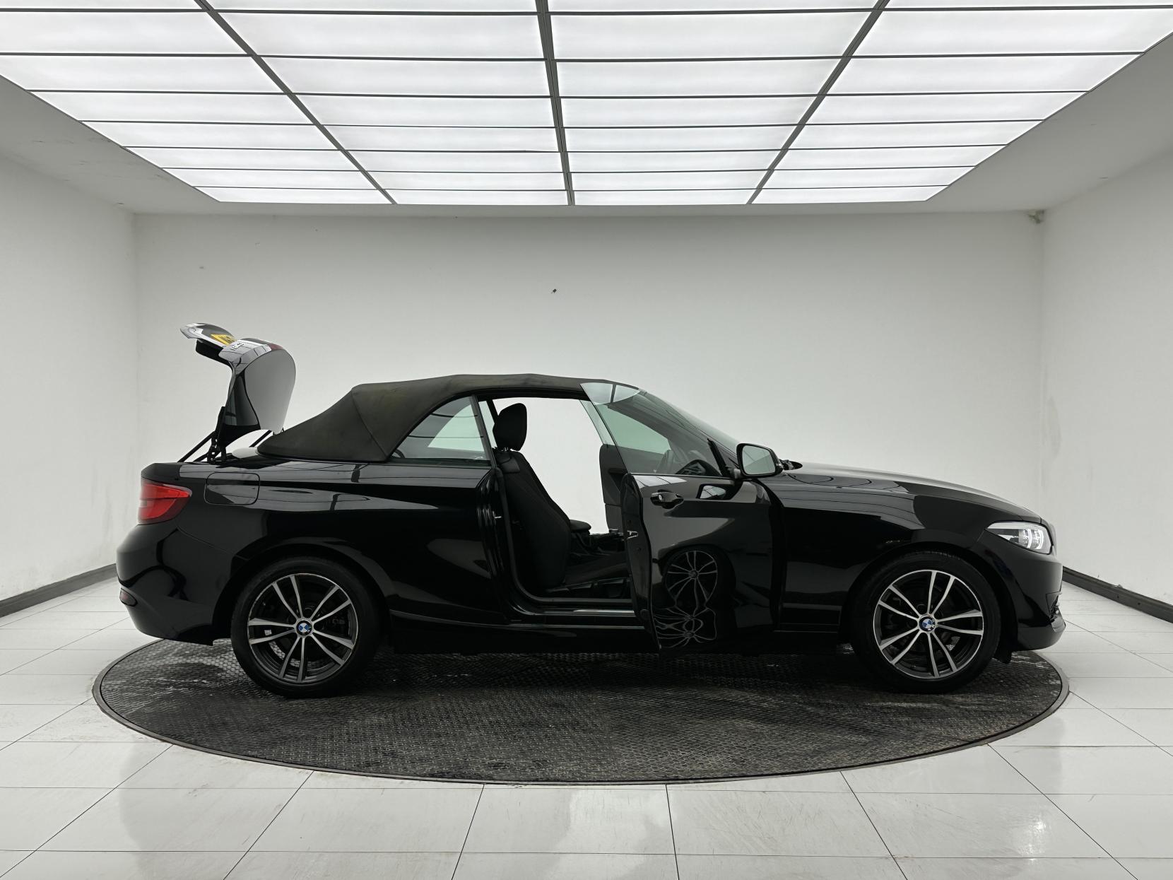 BMW 2 Series 1.5 218i Sport Convertible 2dr Petrol Auto Euro 6 (s/s) (136 ps)