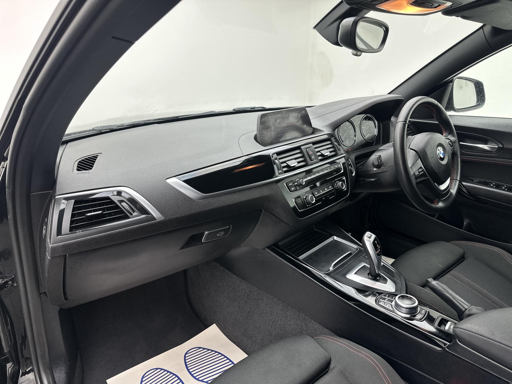 BMW 2 Series 1.5 218i Sport Convertible 2dr Petrol Auto Euro 6 (s/s) (136 ps)