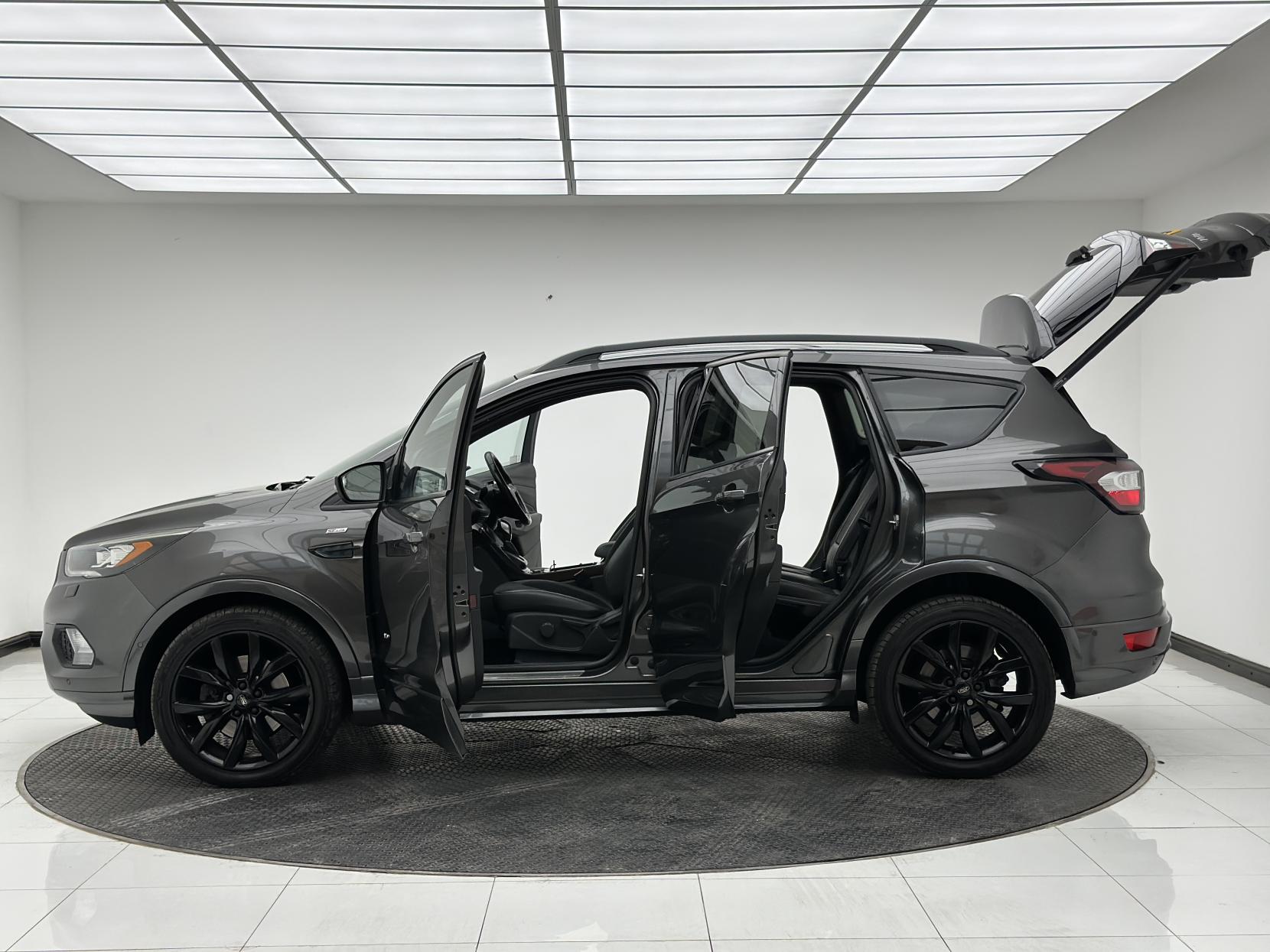 Ford Kuga 2.0 TDCi ST-Line X SUV 5dr Diesel Powershift AWD Euro 6 (s/s) (180 ps)