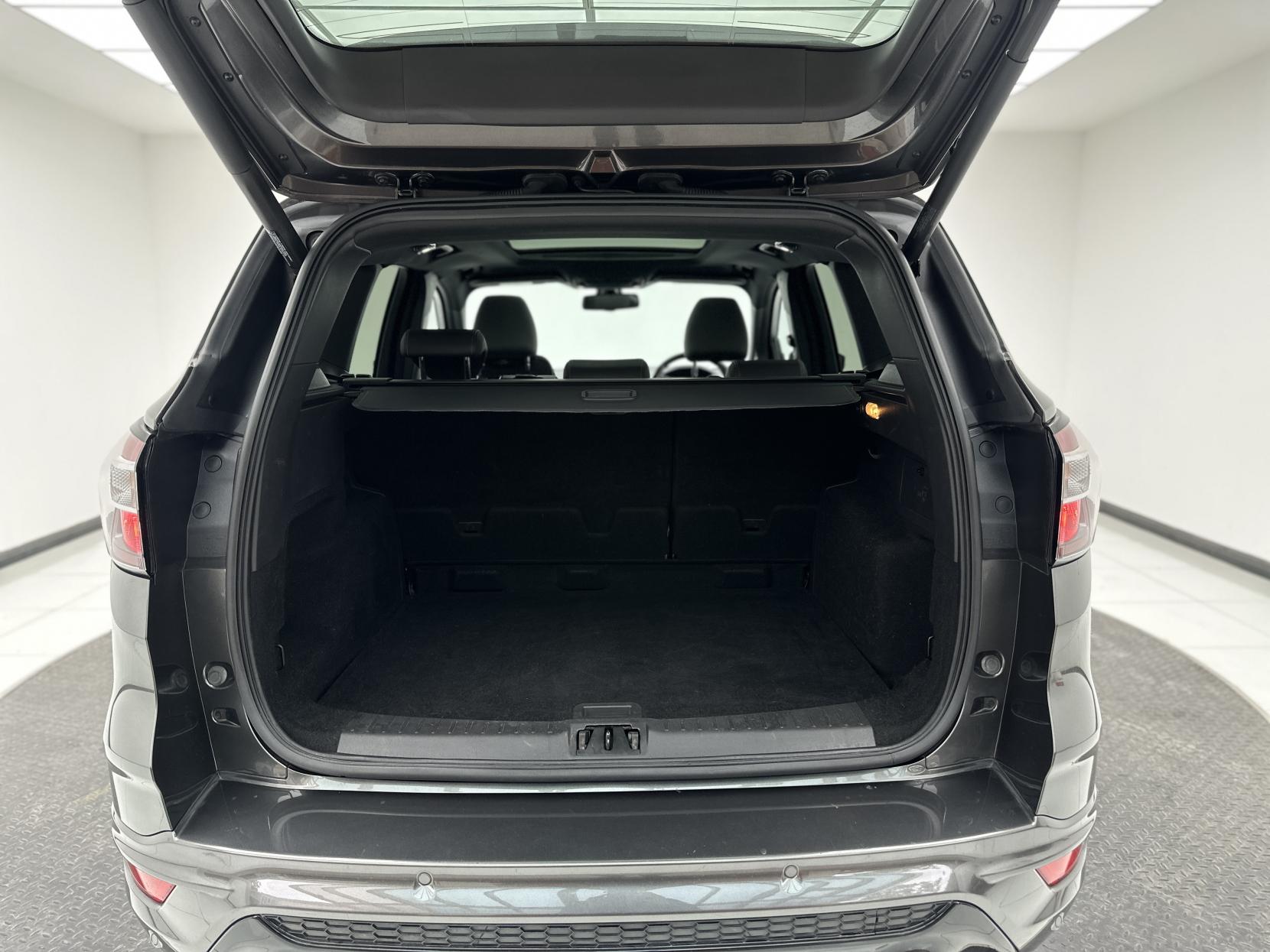 Ford Kuga 2.0 TDCi ST-Line X SUV 5dr Diesel Powershift AWD Euro 6 (s/s) (180 ps)