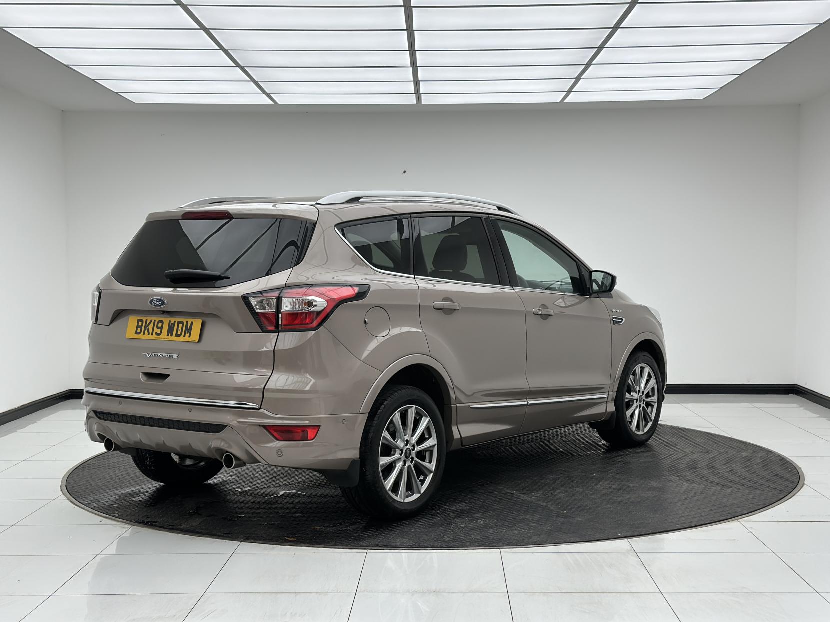 Ford Kuga 2.0 TDCi EcoBlue Vignale SUV 5dr Diesel Powershift AWD Euro 6 (s/s) (180 ps)