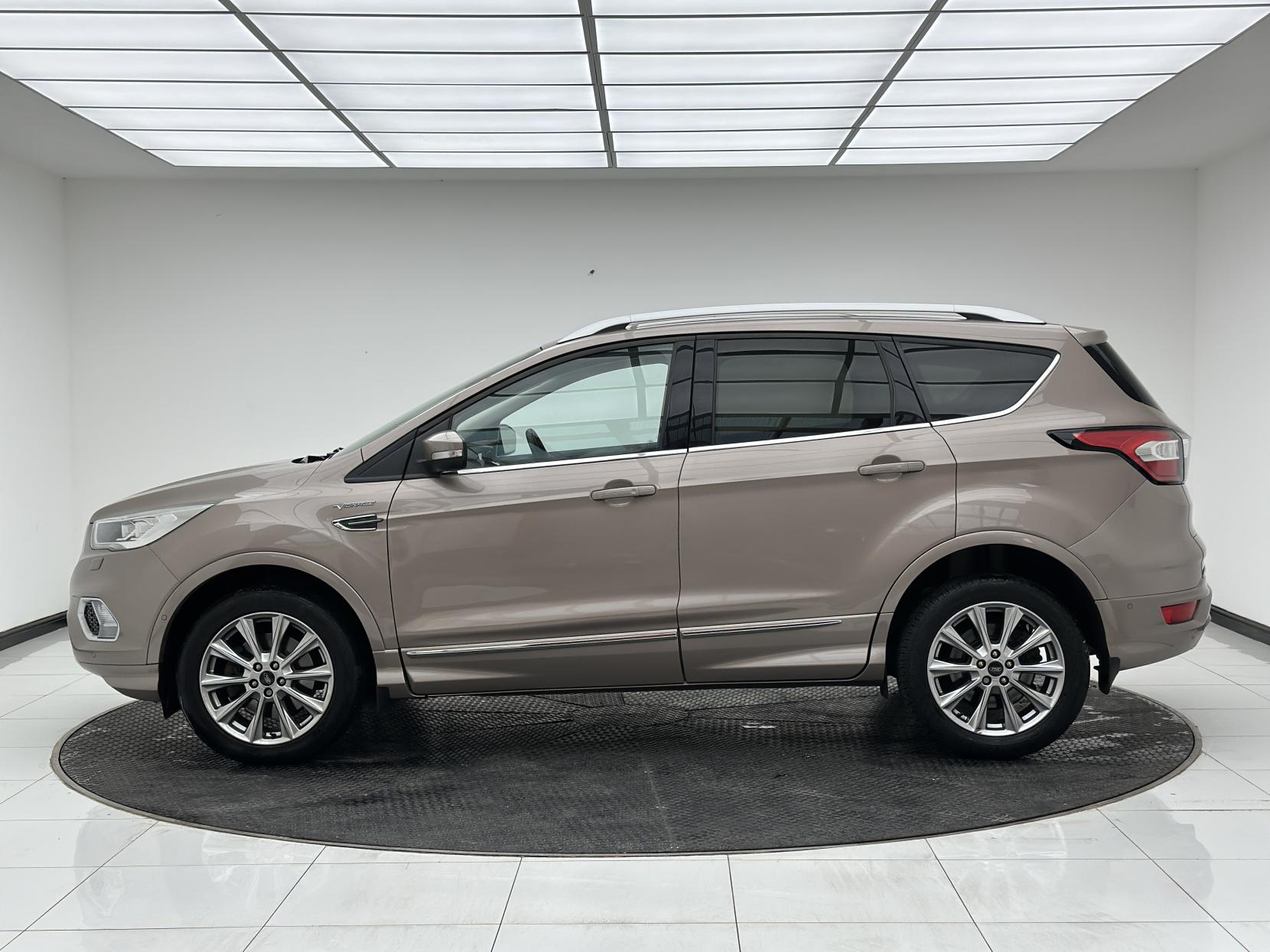 Ford Kuga 2.0 TDCi EcoBlue Vignale SUV 5dr Diesel Powershift AWD Euro 6 (s/s) (180 ps)