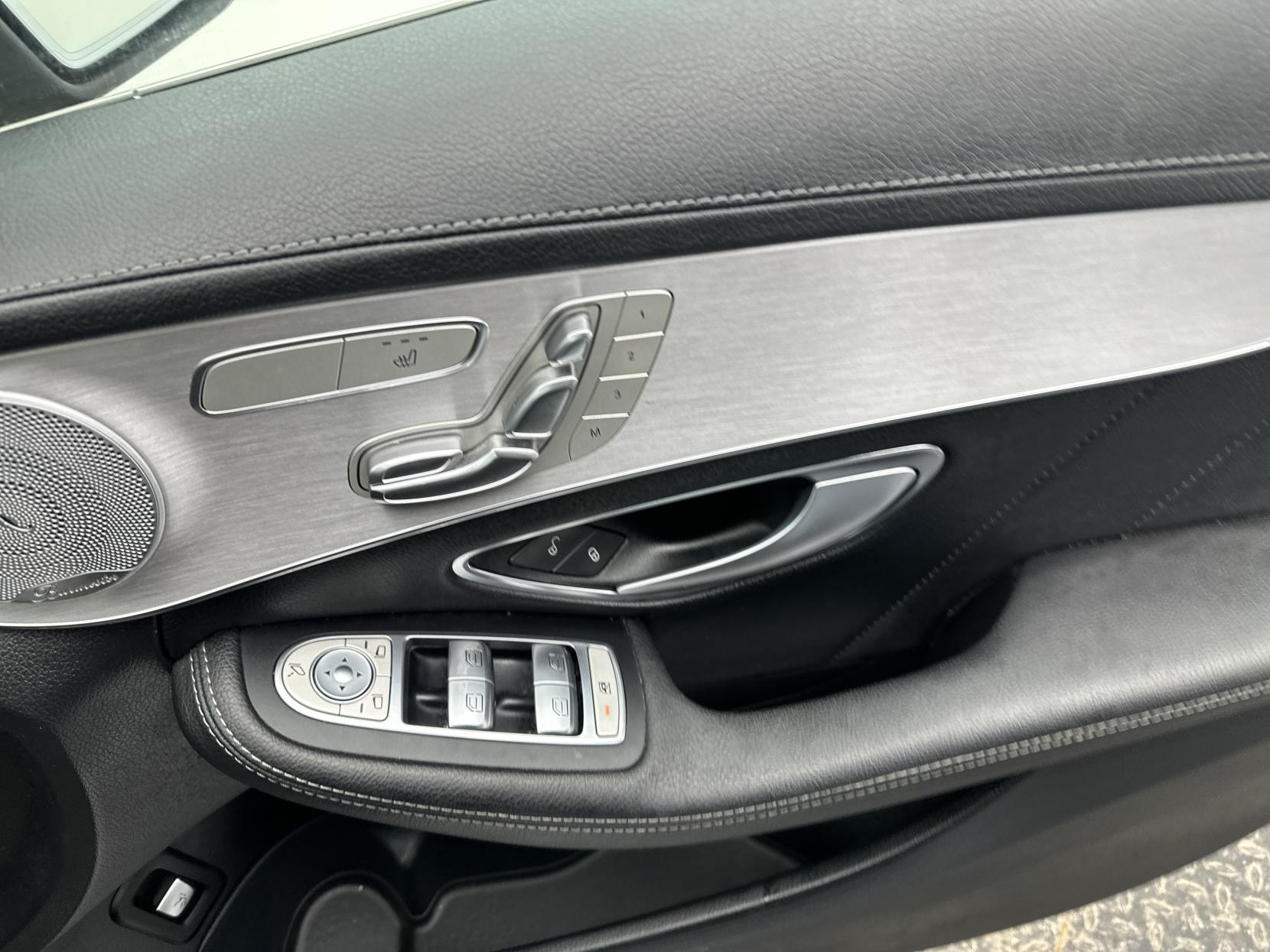 Mercedes-Benz C Class 2.0 C200 AMG Line (Premium Plus) Saloon 4dr Petrol 7G-Tronic+ Euro 6 (s/s) (184 ps)