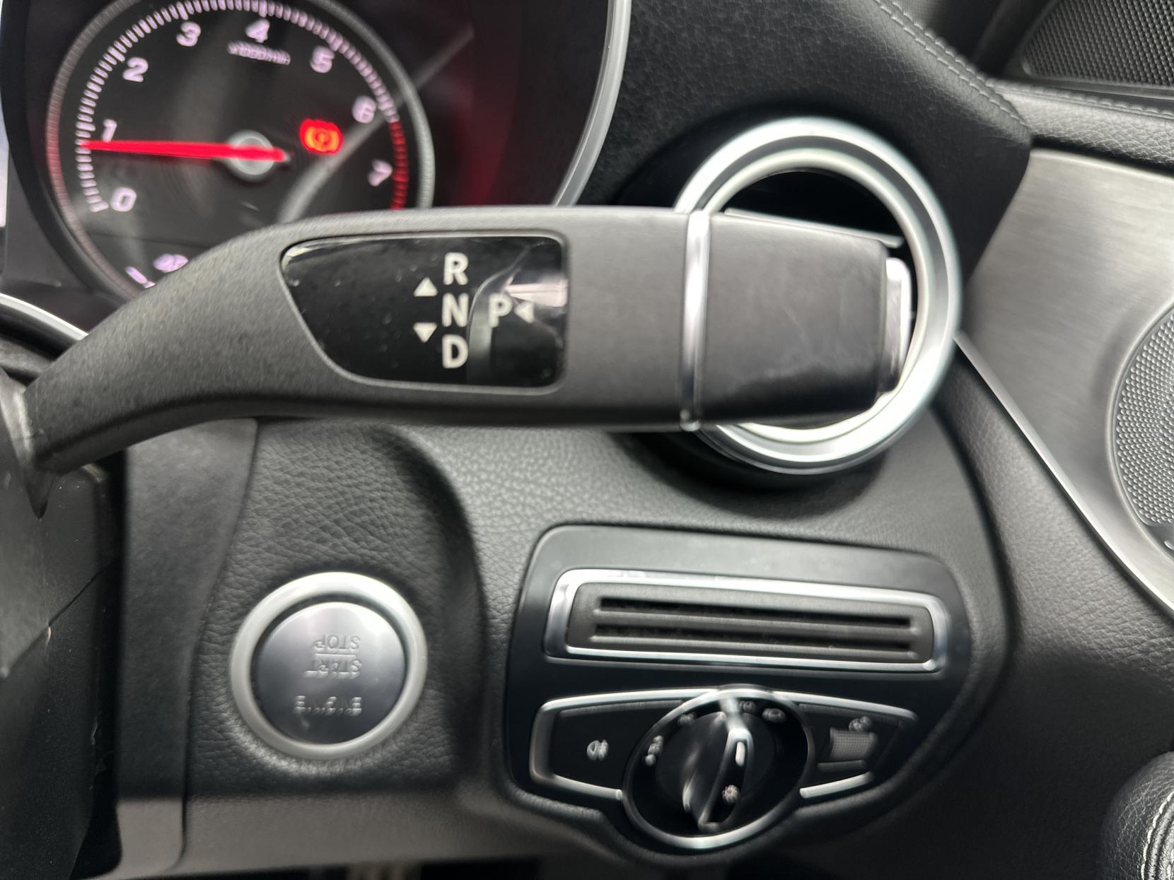 Mercedes-Benz C Class 2.0 C200 AMG Line (Premium Plus) Saloon 4dr Petrol 7G-Tronic+ Euro 6 (s/s) (184 ps)