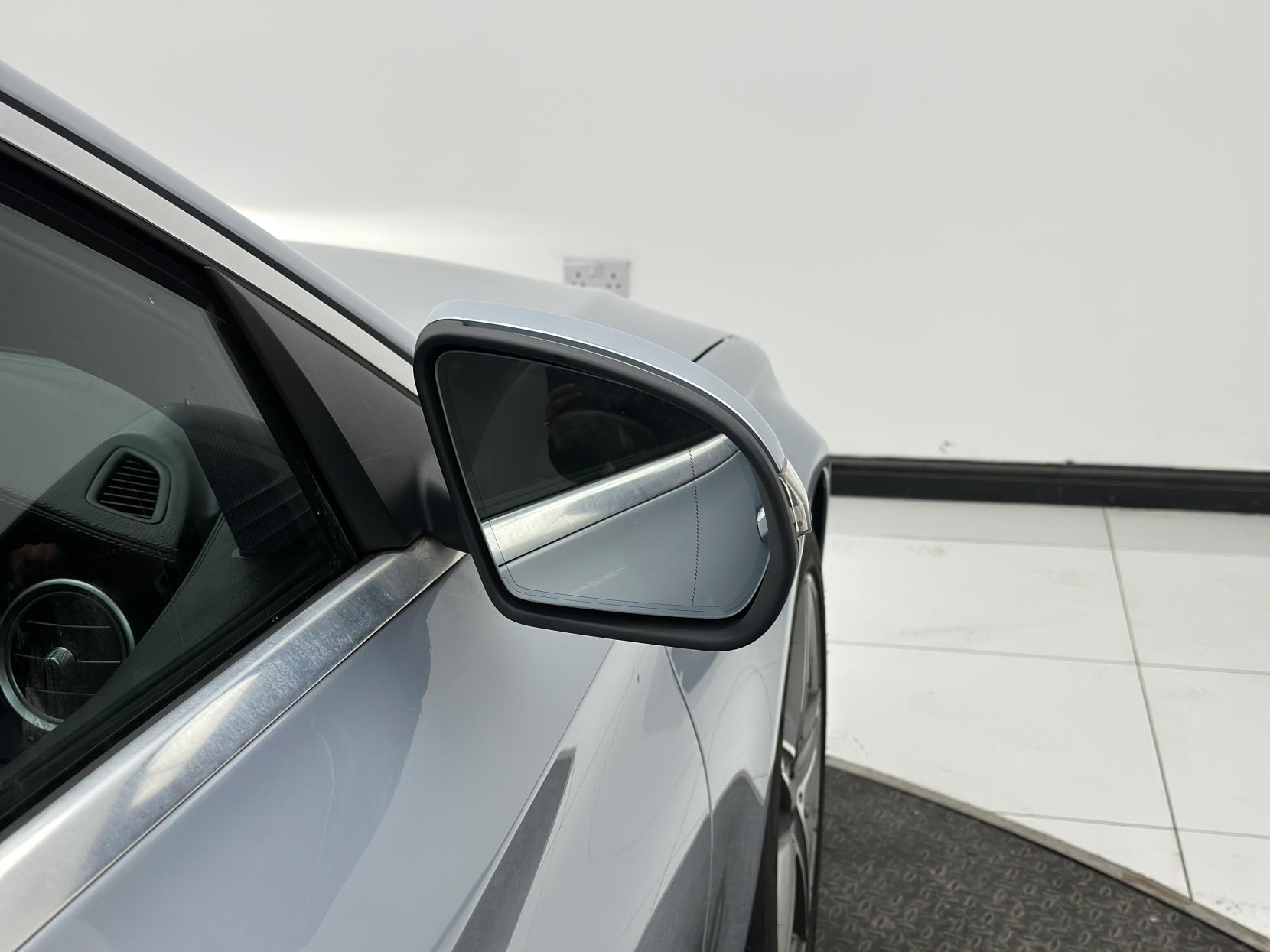 Mercedes-Benz C Class 2.0 C200 AMG Line (Premium Plus) Saloon 4dr Petrol 7G-Tronic+ Euro 6 (s/s) (184 ps)