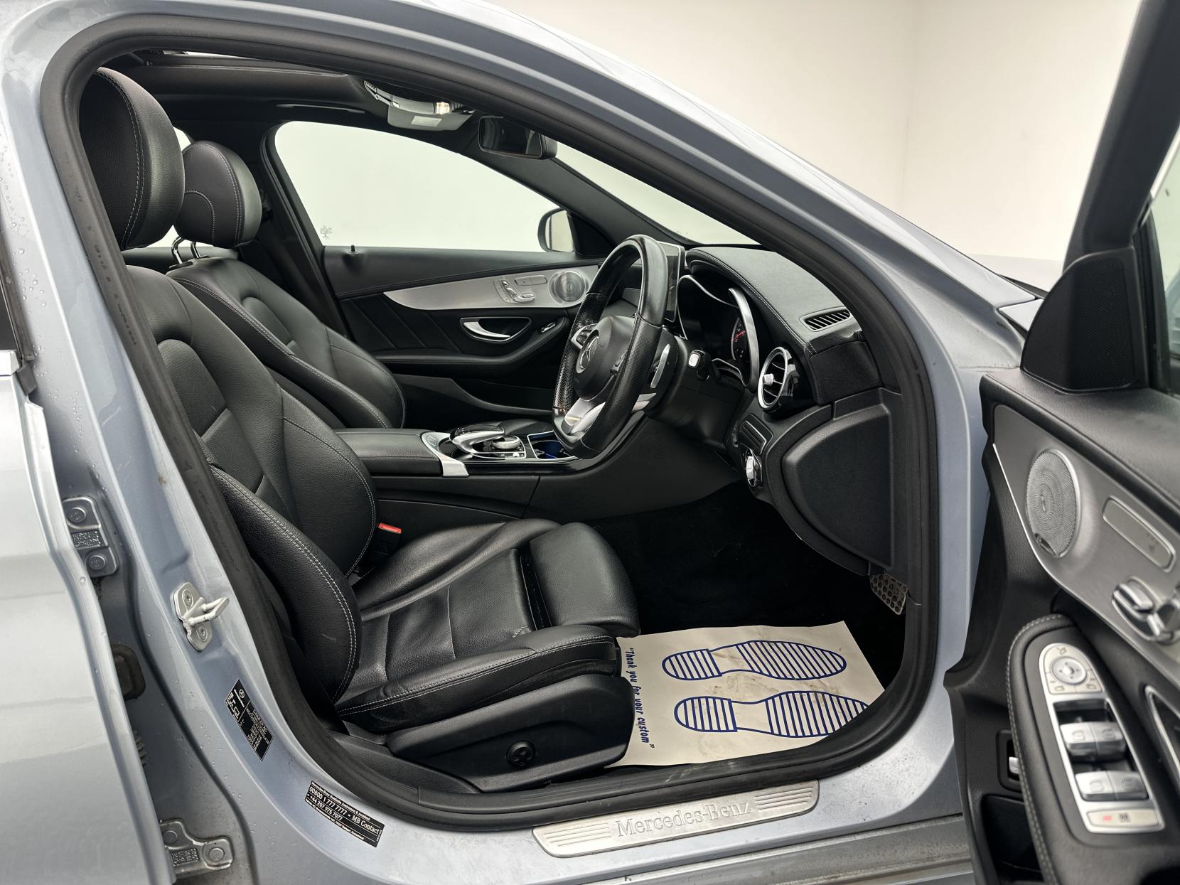 Mercedes-Benz C Class 2.0 C200 AMG Line (Premium Plus) Saloon 4dr Petrol 7G-Tronic+ Euro 6 (s/s) (184 ps)